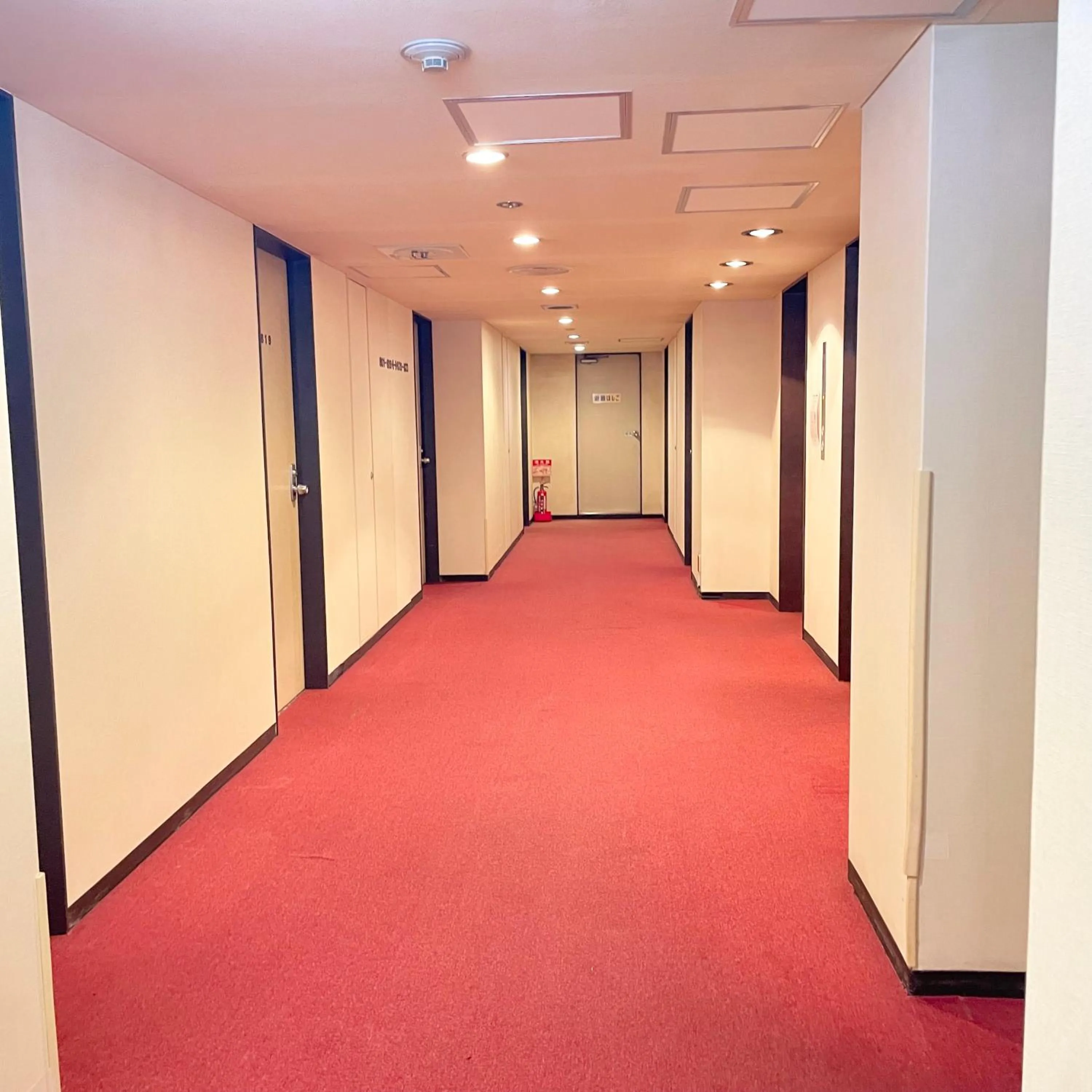 elevator in Marroad Inn Tokyo