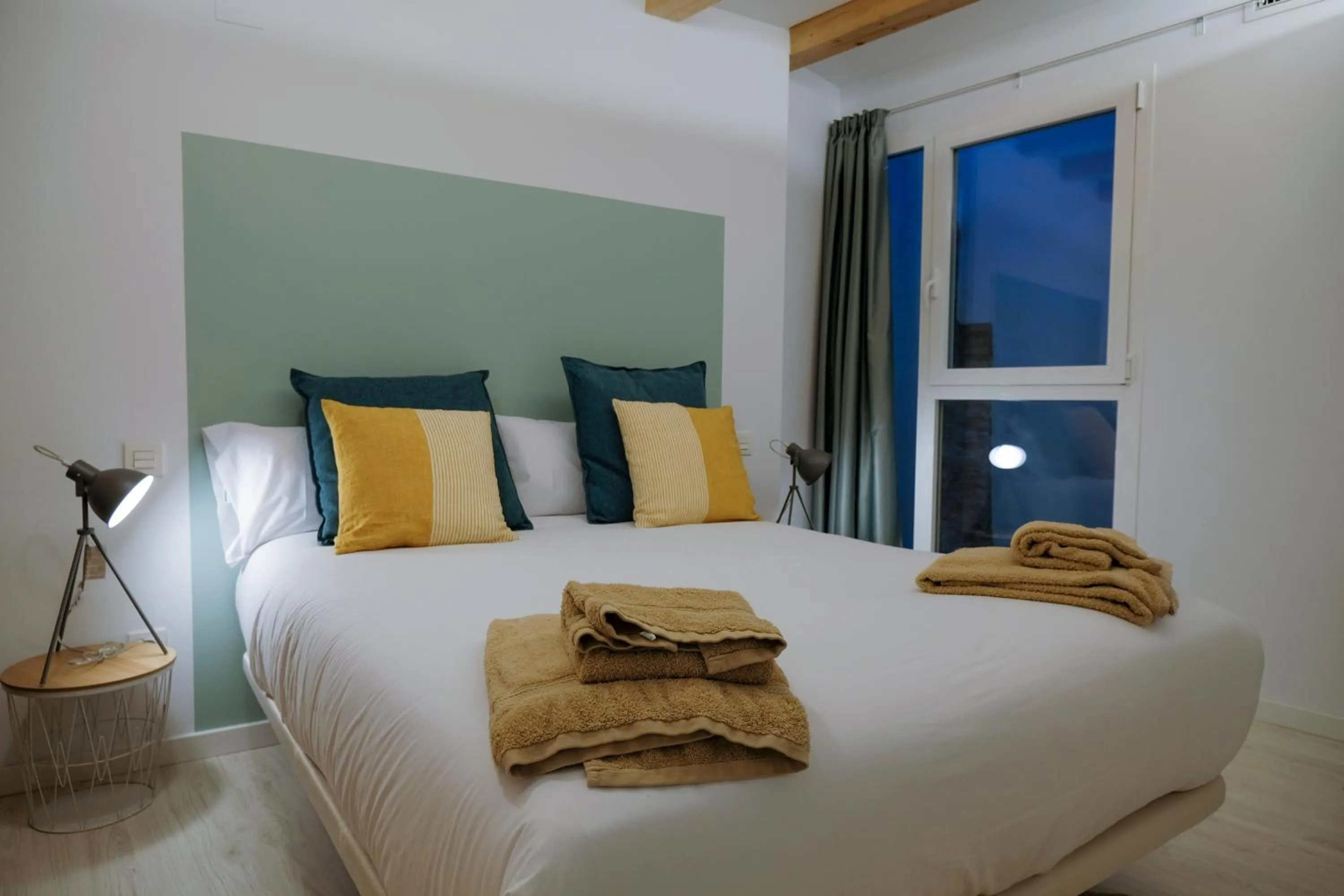 Bed in Silken Casa Platerias Siglo XV