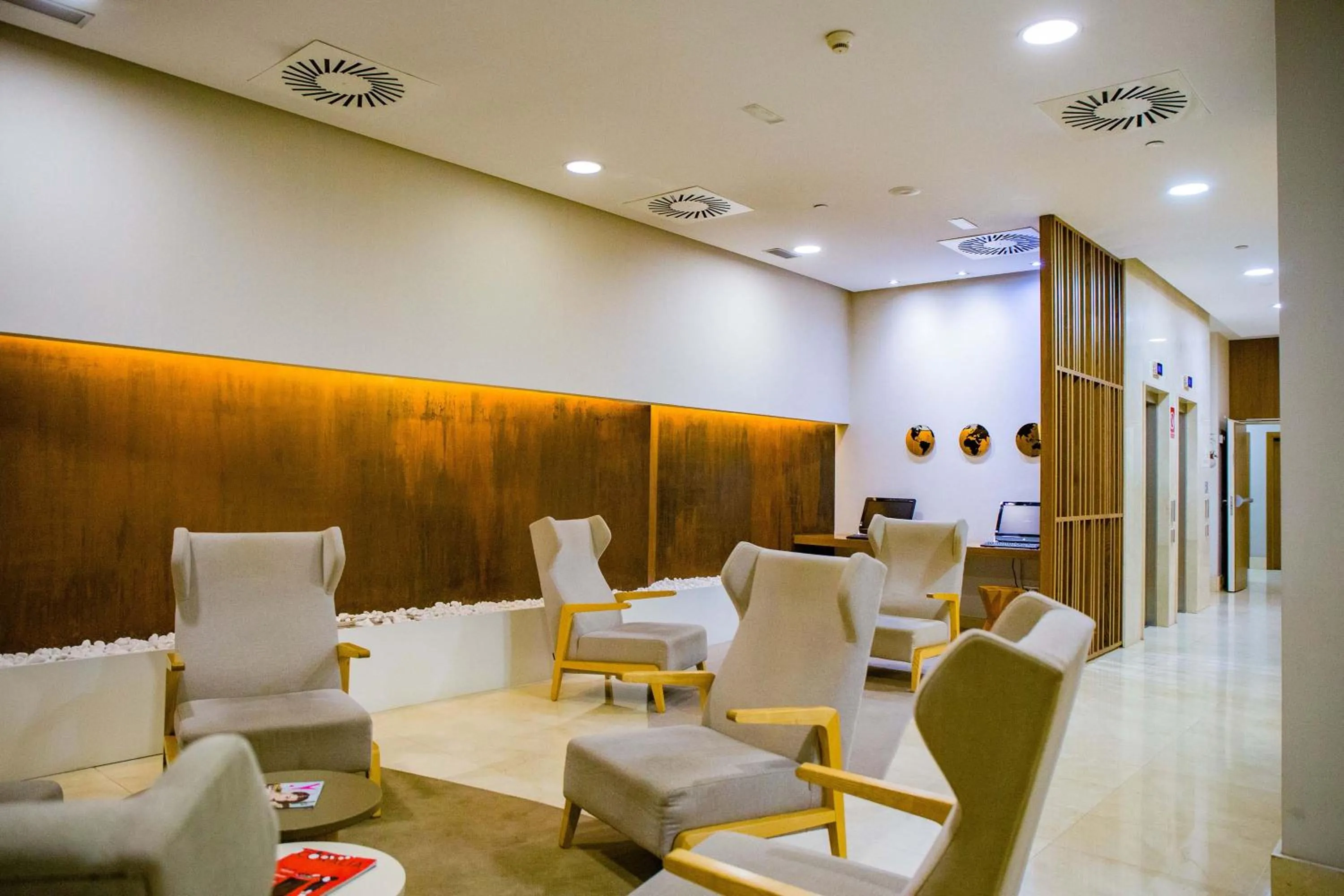 Lobby or reception in Hotel Gelmírez