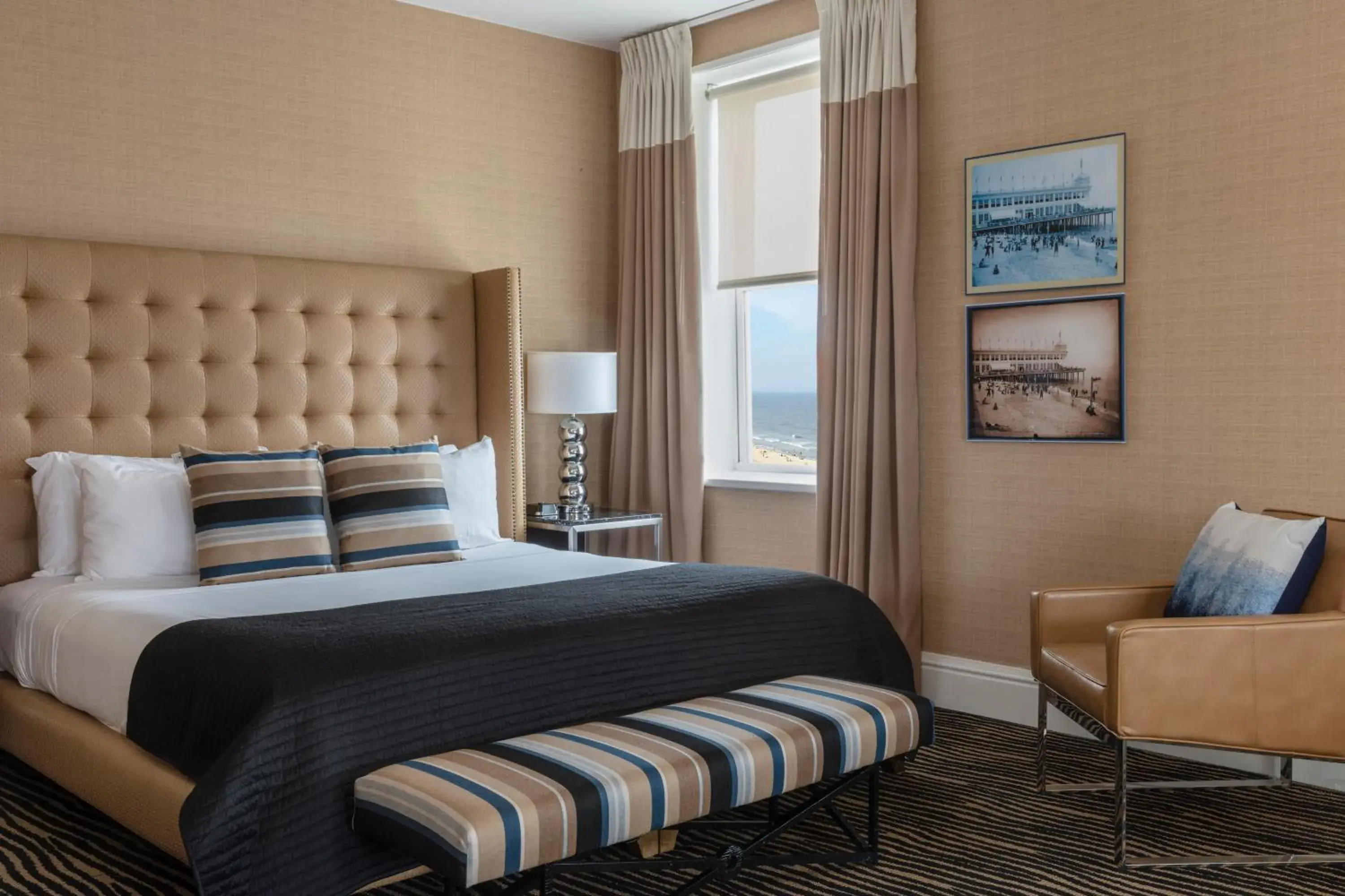 Standard King Room in Berkeley Oceanfront Hotel Standard King Room in Berkeley Oceanfront Hotel