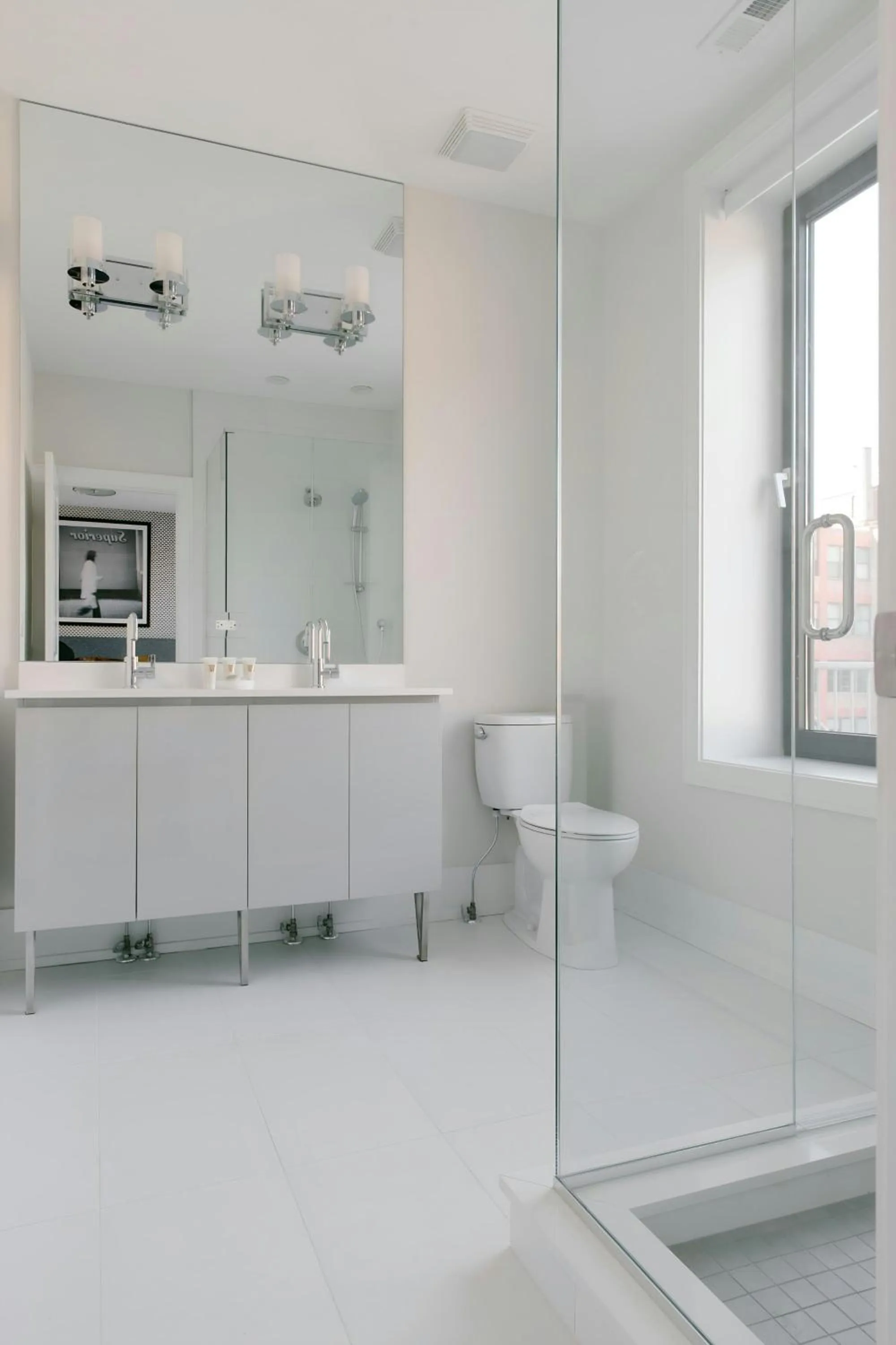 Bathroom in Sonder by Marriott Bonvoy Greektown Apartments