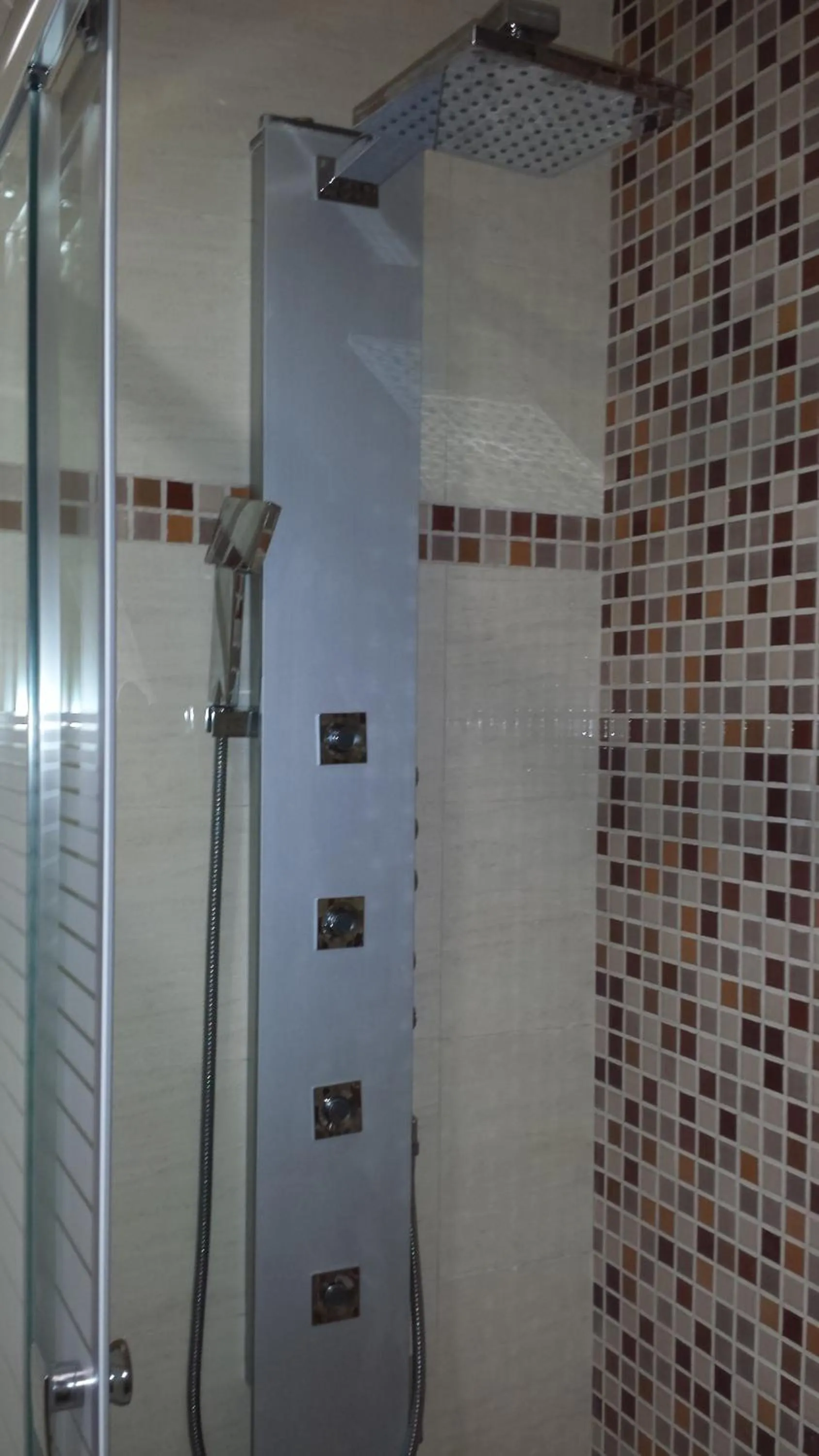 Decorative detail in Hotel de Alba