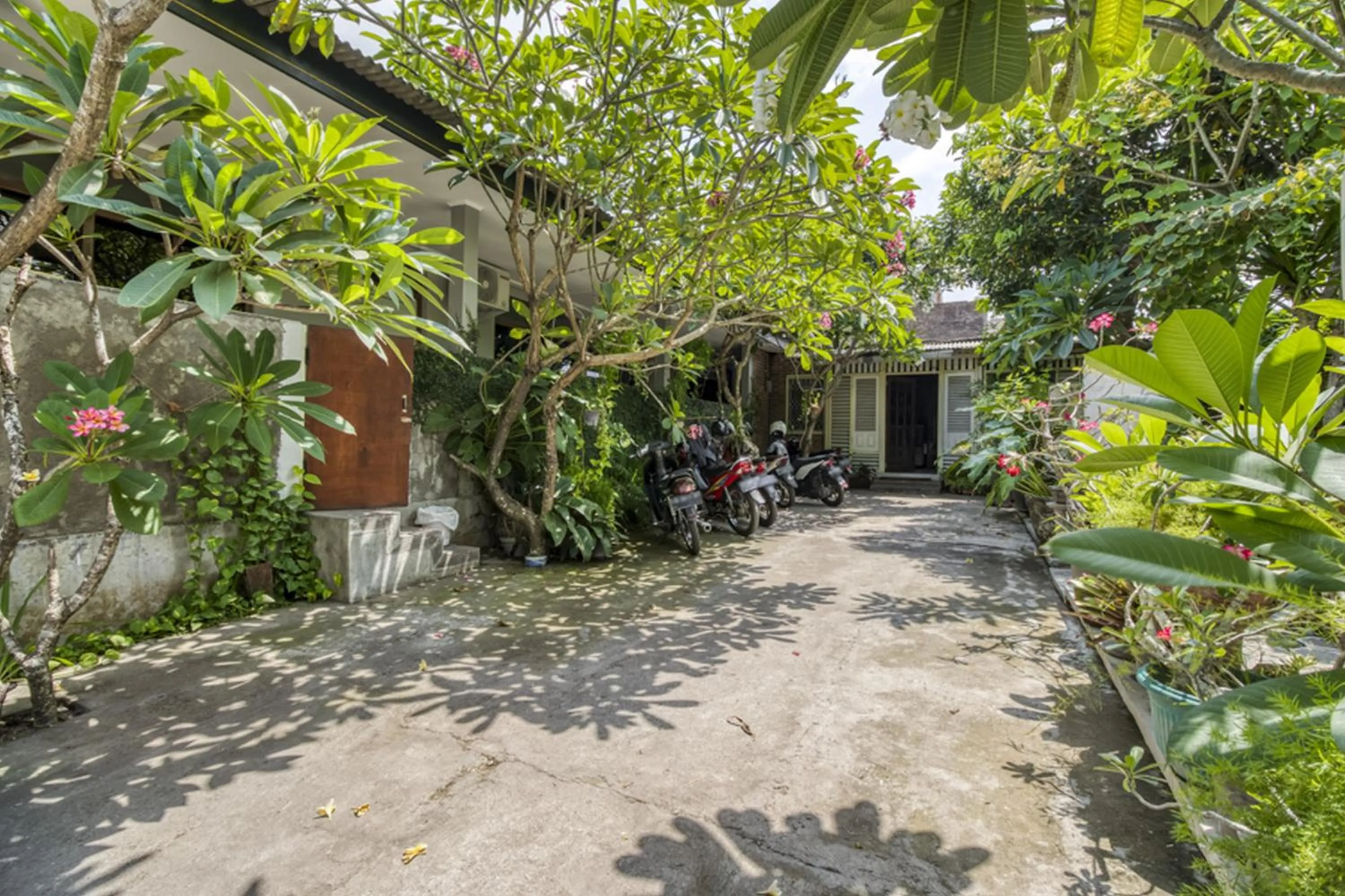 RedDoorz Hostel near Adisucipto Airport Yogyakarta