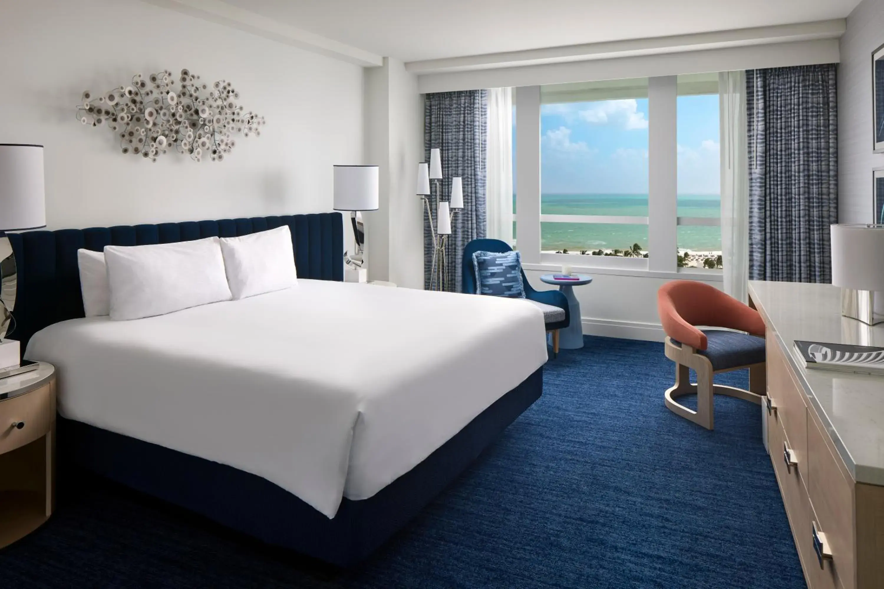 Ocean View Room with King Bed in Fontainebleau Miami Beach Ocean View Room with King Bed in Fontainebleau Miami Beach