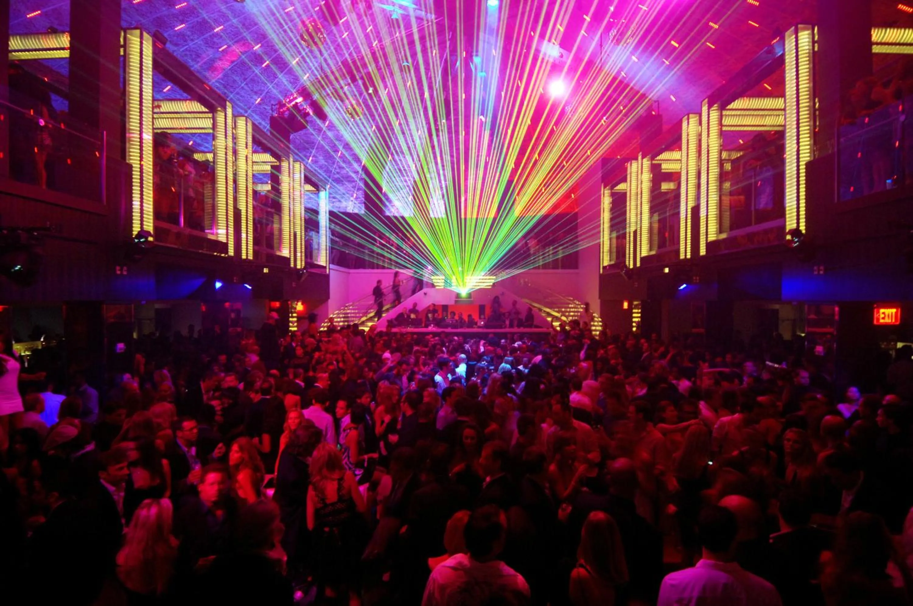 Nightclub / DJ in Fontainebleau Miami Beach