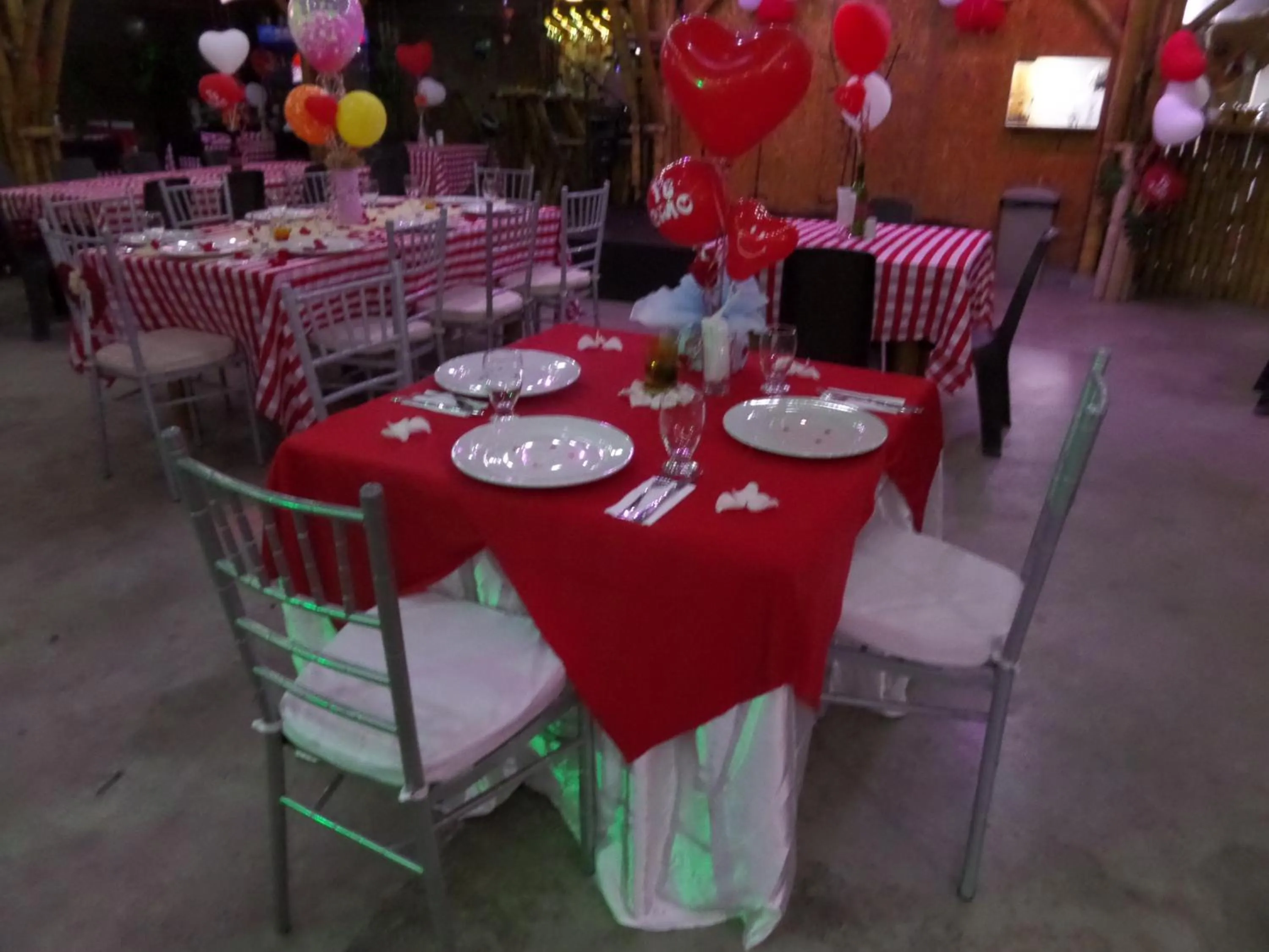 Restaurant/places to eat in Torettos