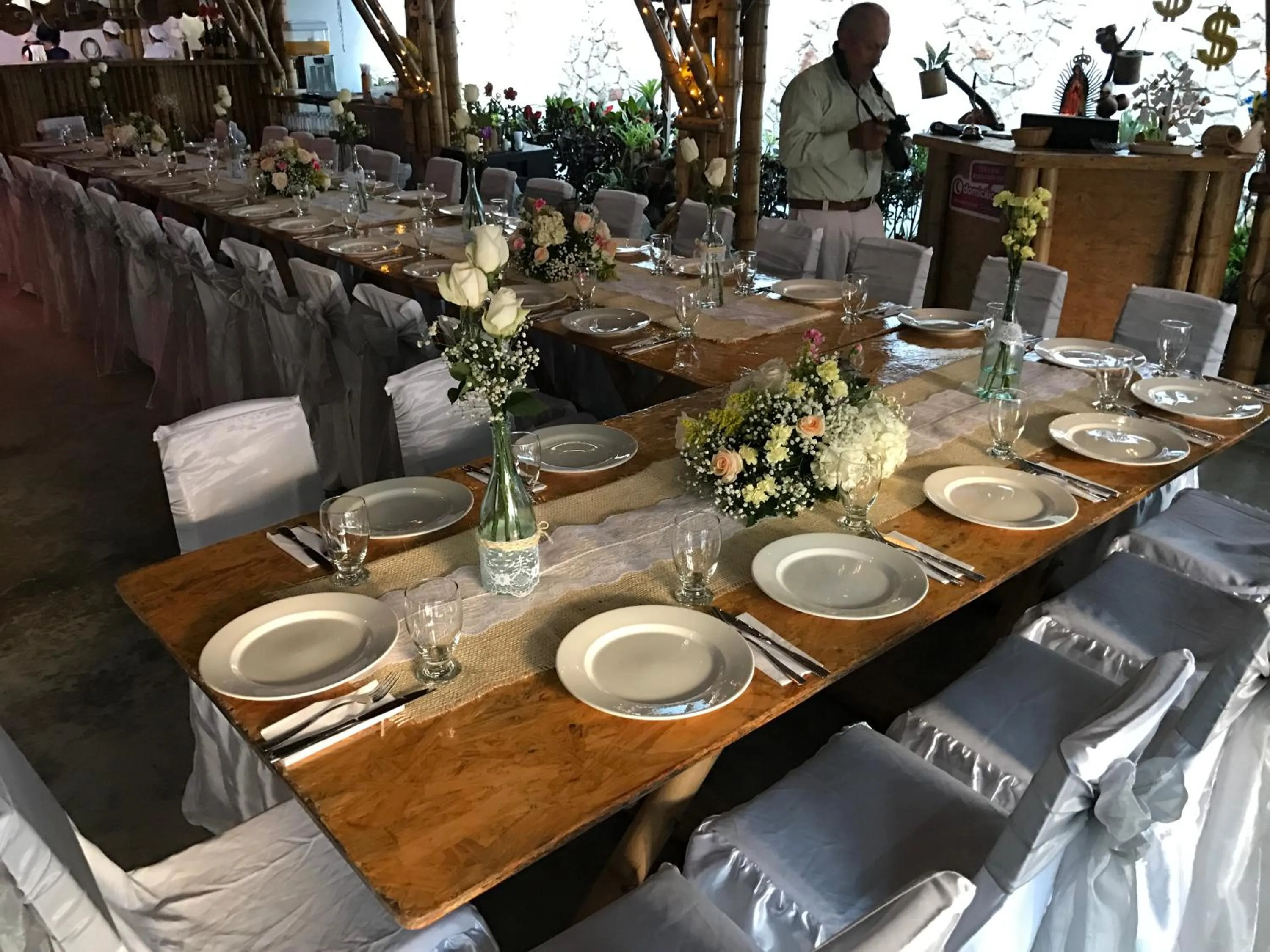 Restaurant/places to eat in Torettos