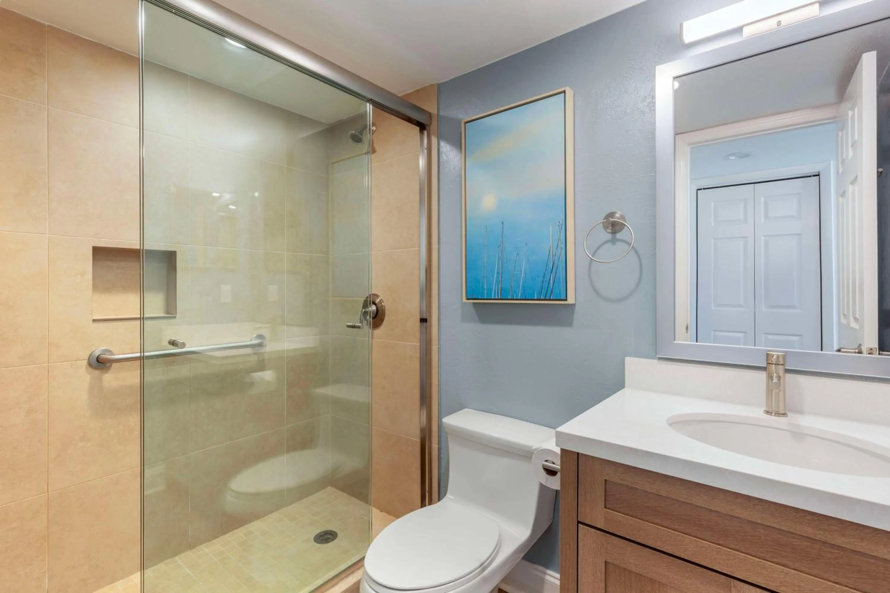 Shower in Hilton Vacation Club Charter Club Naples Bay