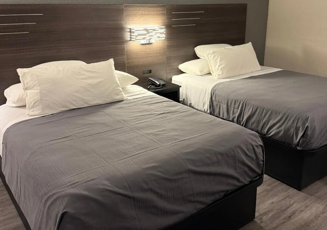 Bedroom, Bed in Lx Hotel, Powered by ACW Circle