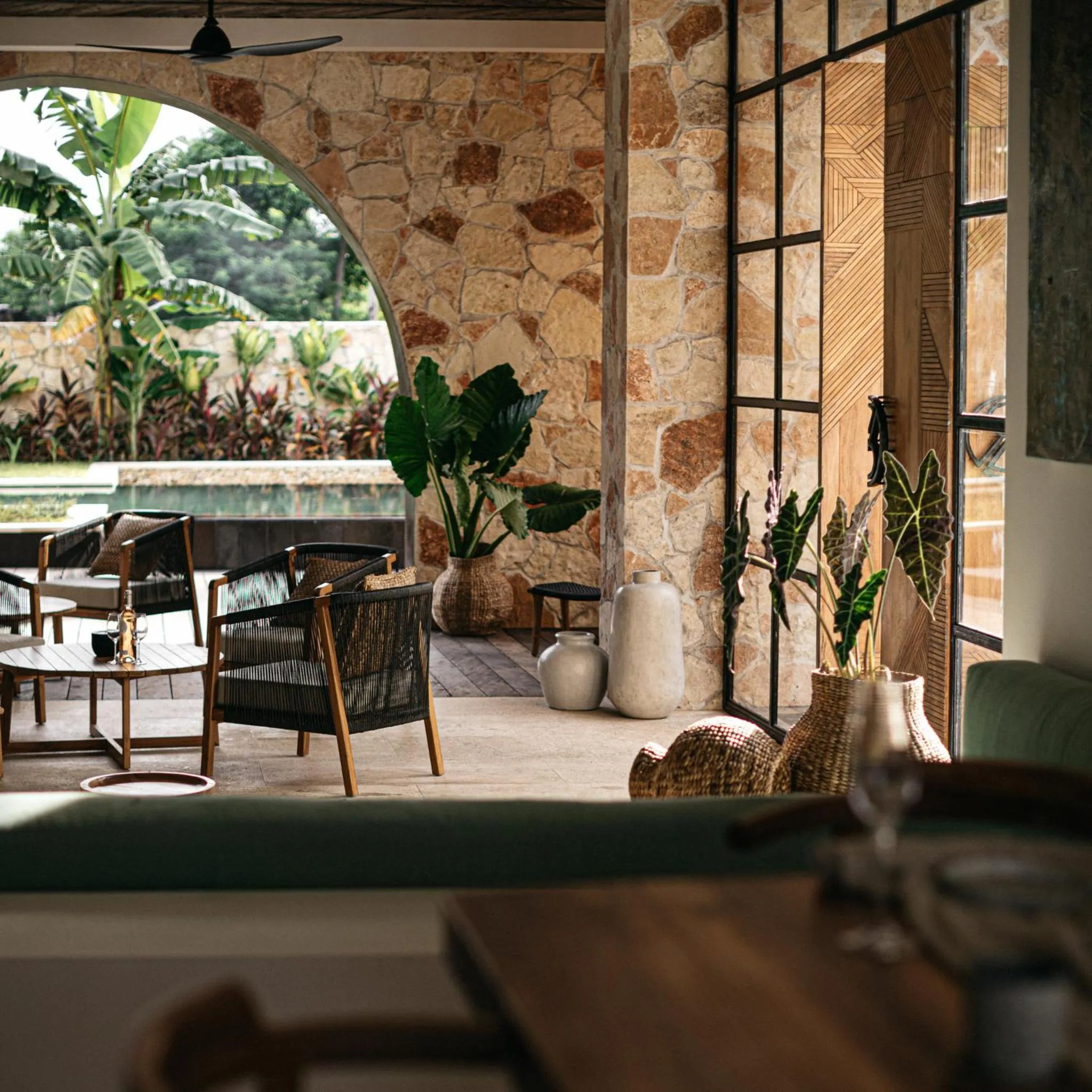 Restaurant/places to eat in Alamayah Boutique Retreat Hotel