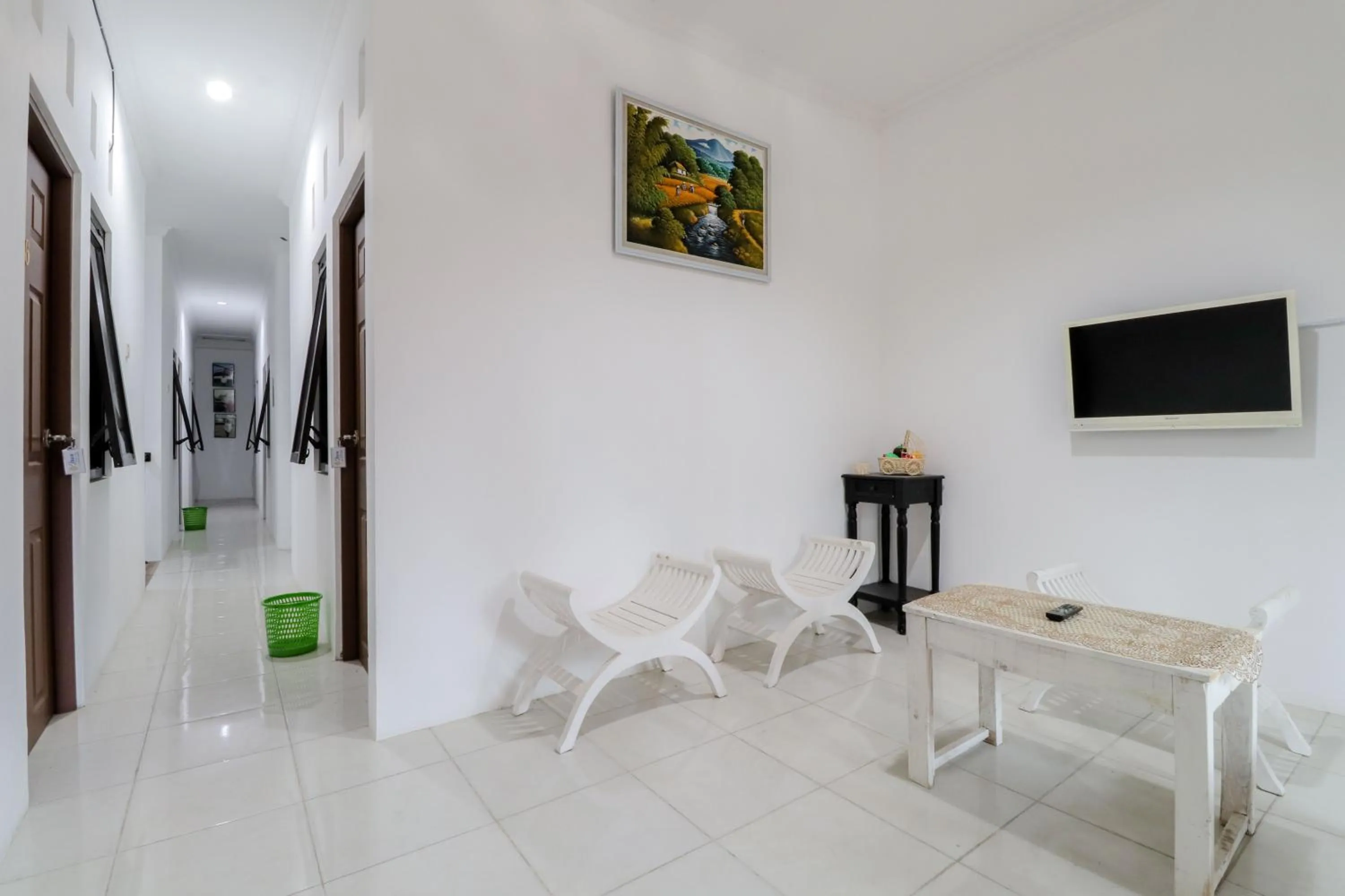 TV and multimedia in Java Homestay