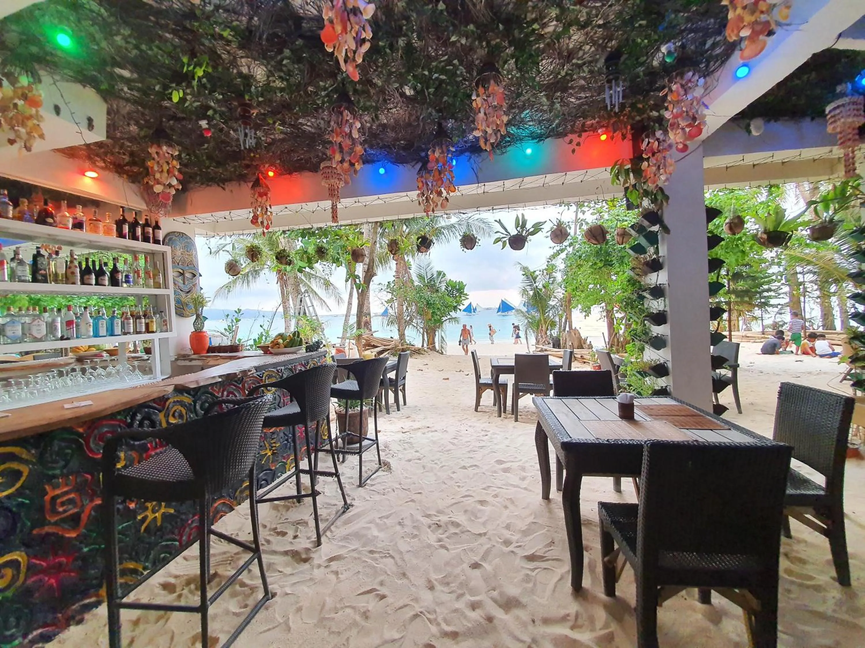 Property building in Kaiyana Boracay Beach Resort