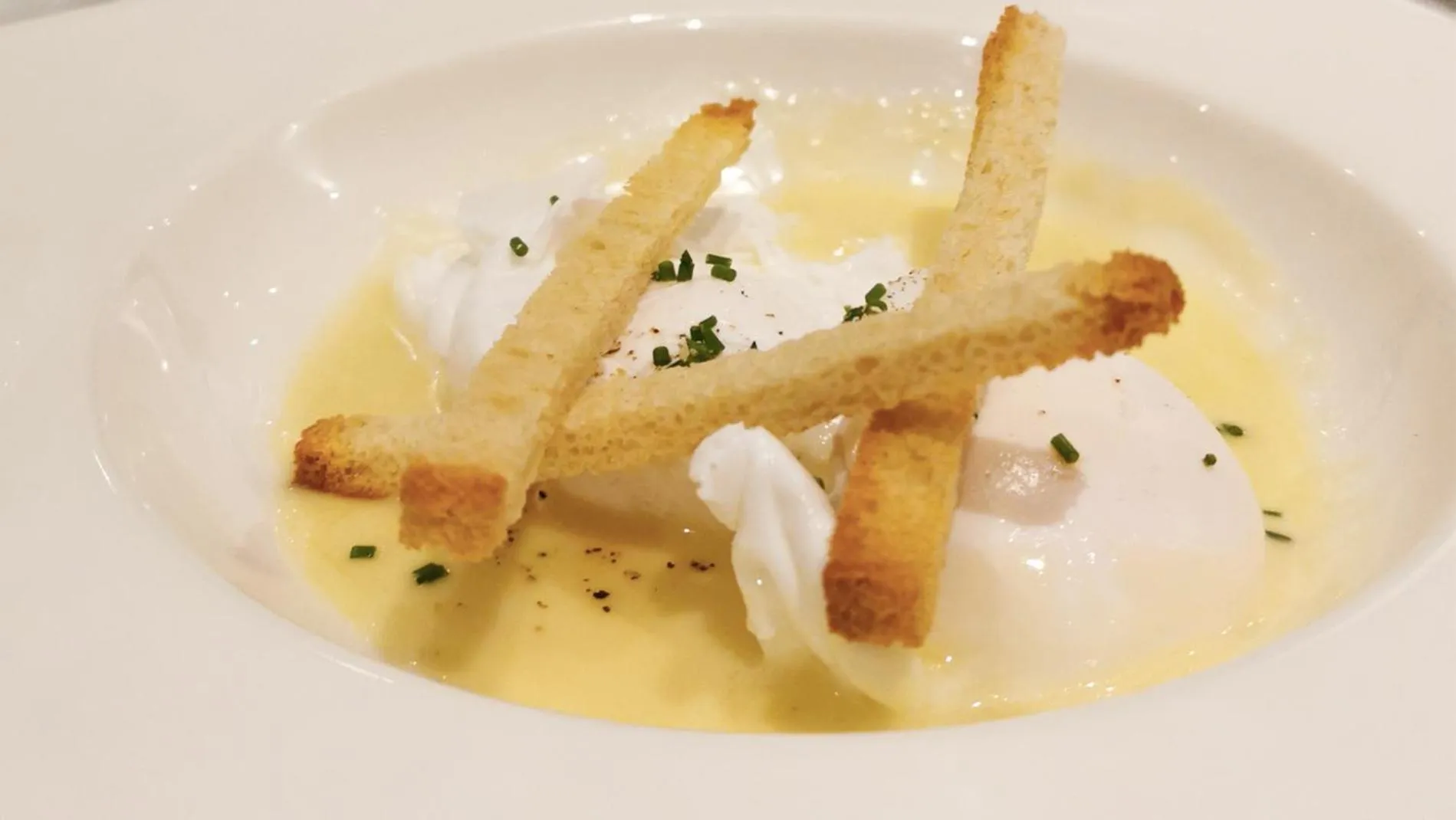 Restaurant/places to eat in Logis Hôtel & Restaurant du Sauvage