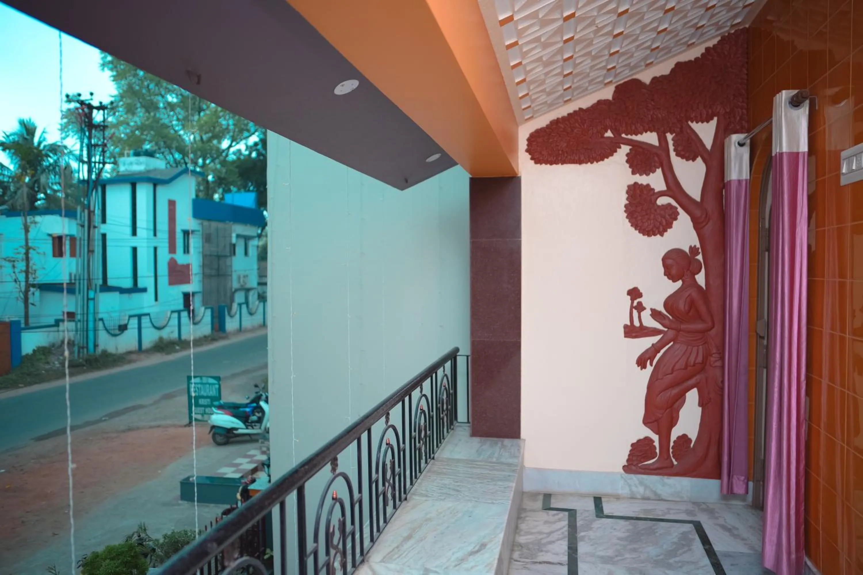 Balcony/Terrace in Kristi Guest House, Shantiniketan