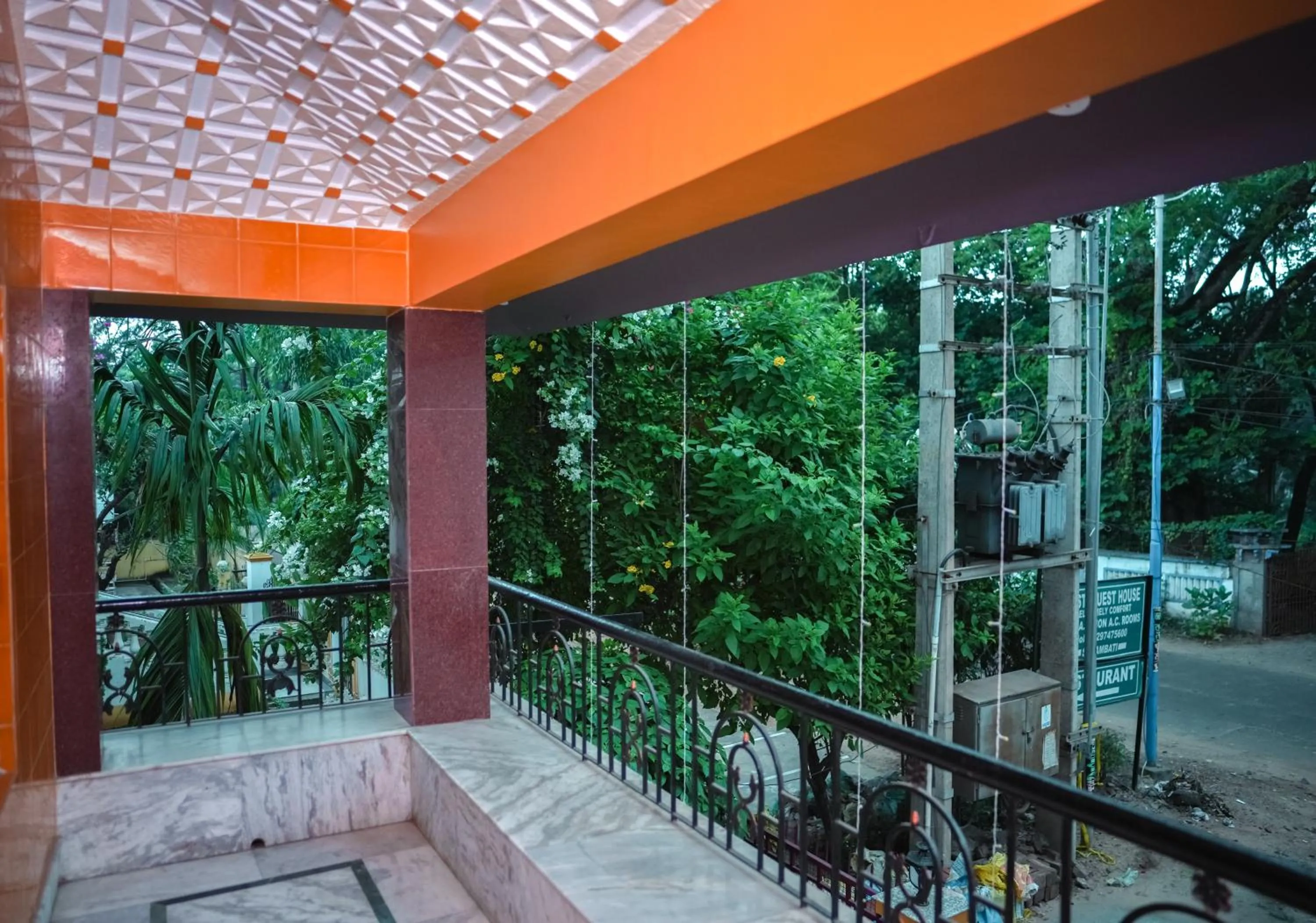 Balcony/Terrace in Kristi Guest House, Shantiniketan