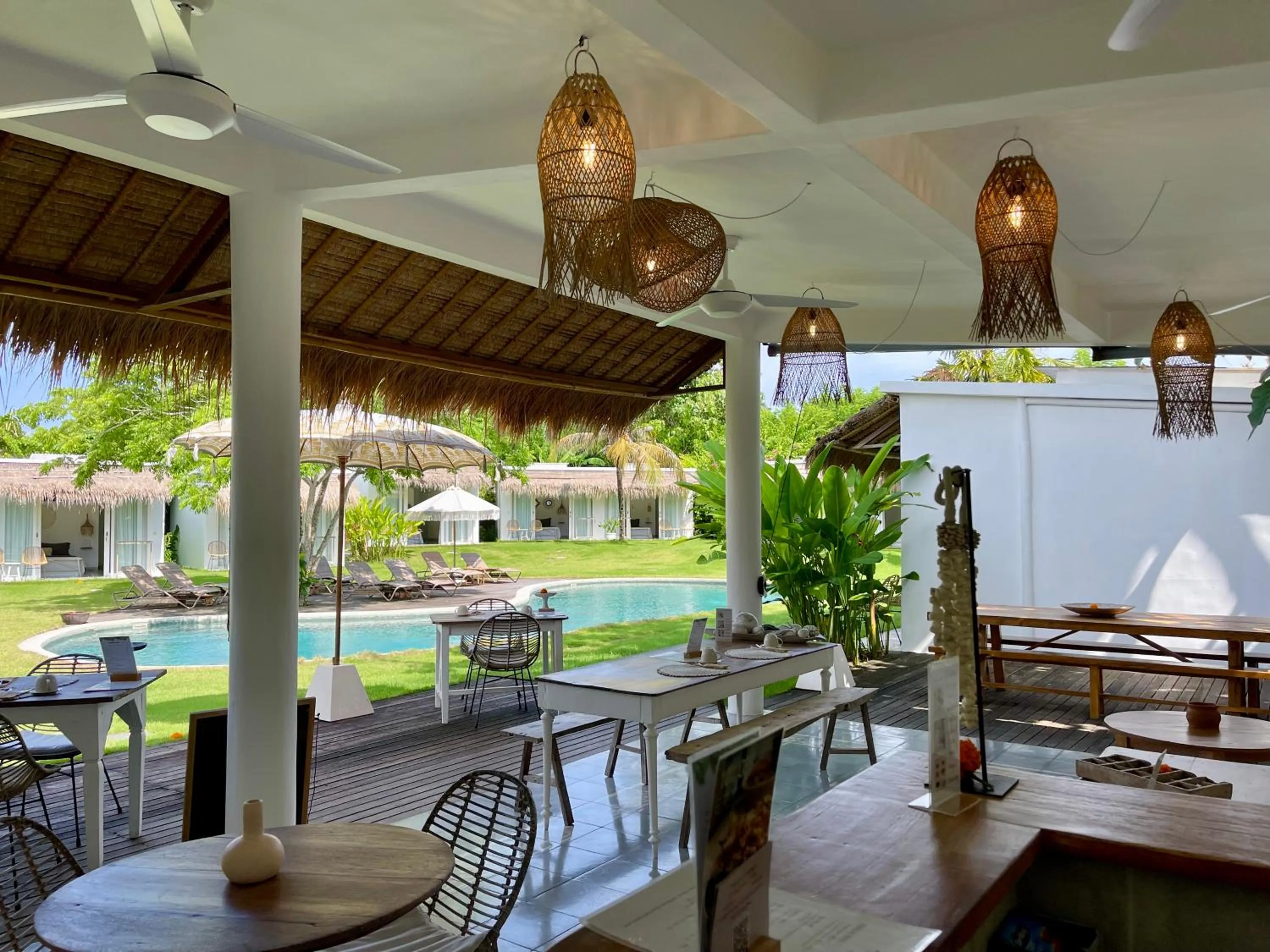 Restaurant/places to eat in The Bingin Beach Villas' Bungalow Resort