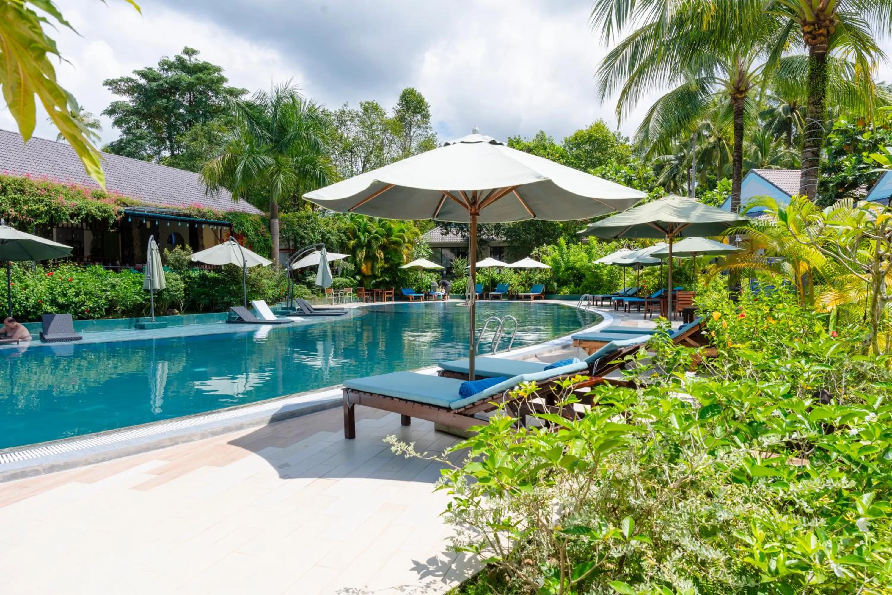 Garden in Kingo Retreat Resort