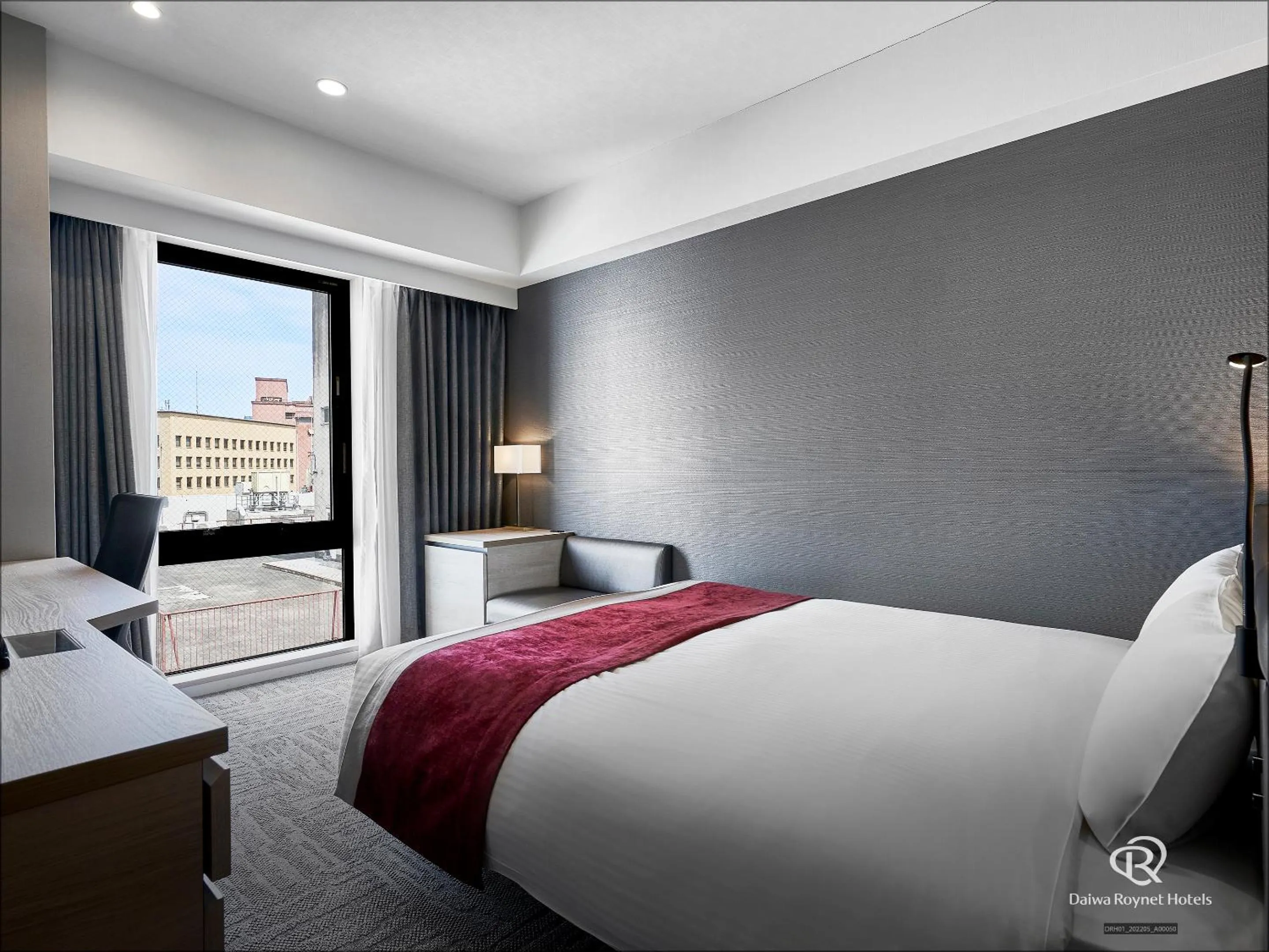 Photo of the whole room, Bed in Daiwa Roynet Hotel Sendai Ichibancho PREMIER