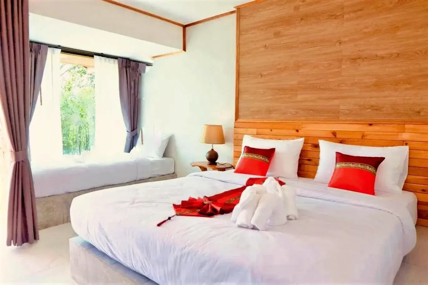 Deluxe Triple Room with Sea View in Rinna Resort Deluxe Triple Room with Sea View in Rinna Resort