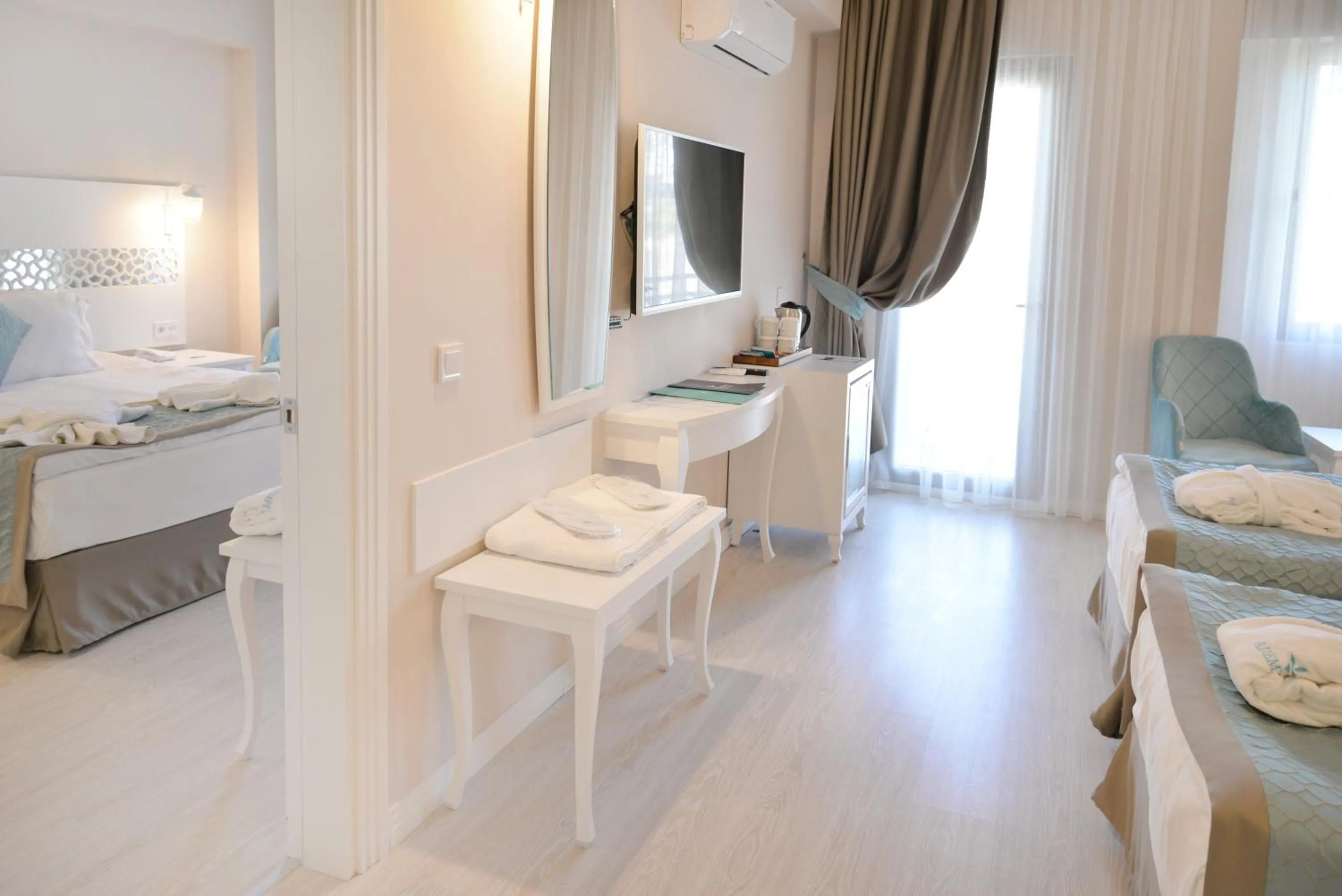 Bed in ADEMPİRA TERMAL&SPAHOTEL