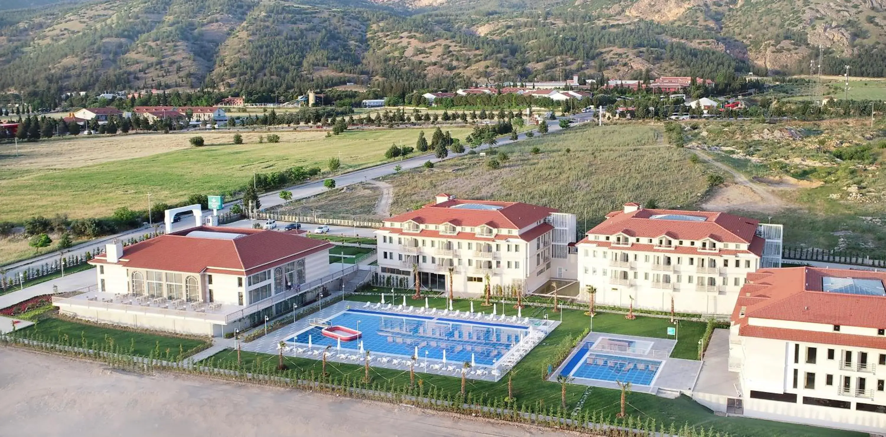 ADEMPİRA TERMAL&SPAHOTEL ADEMPİRA TERMAL&SPAHOTEL