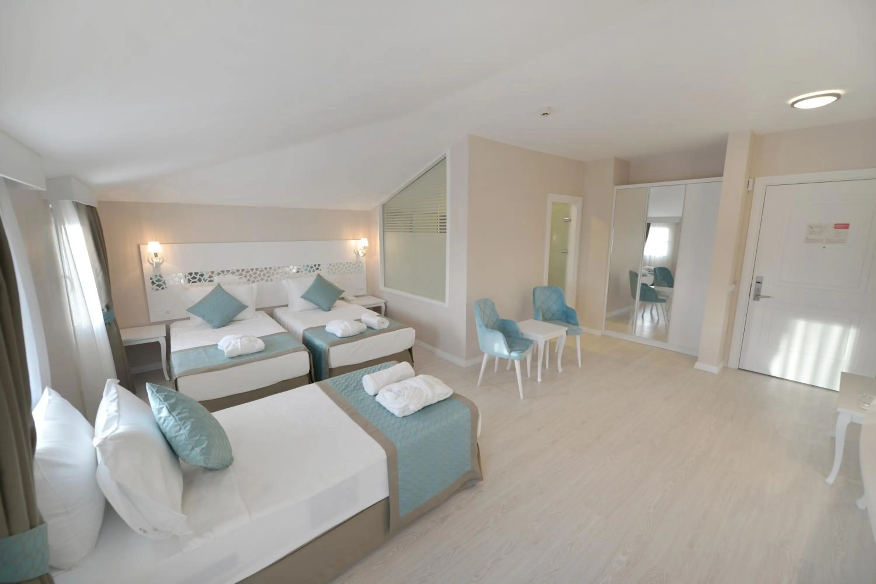 Bed in ADEMPİRA TERMAL&SPAHOTEL