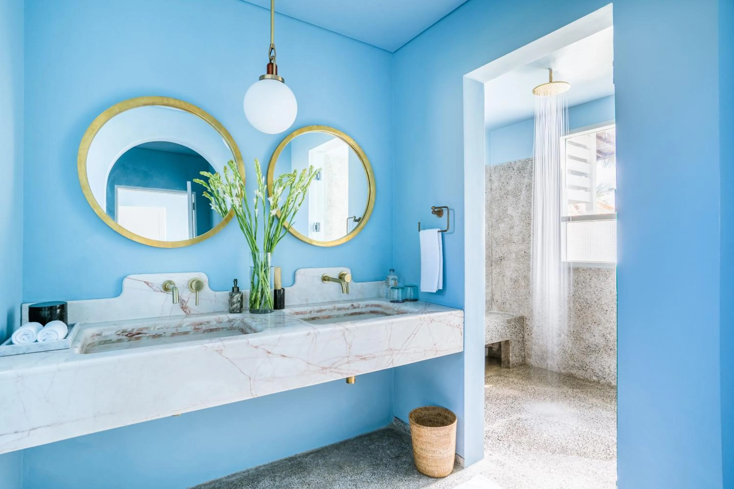 Bathroom in Ulu Cliffhouse