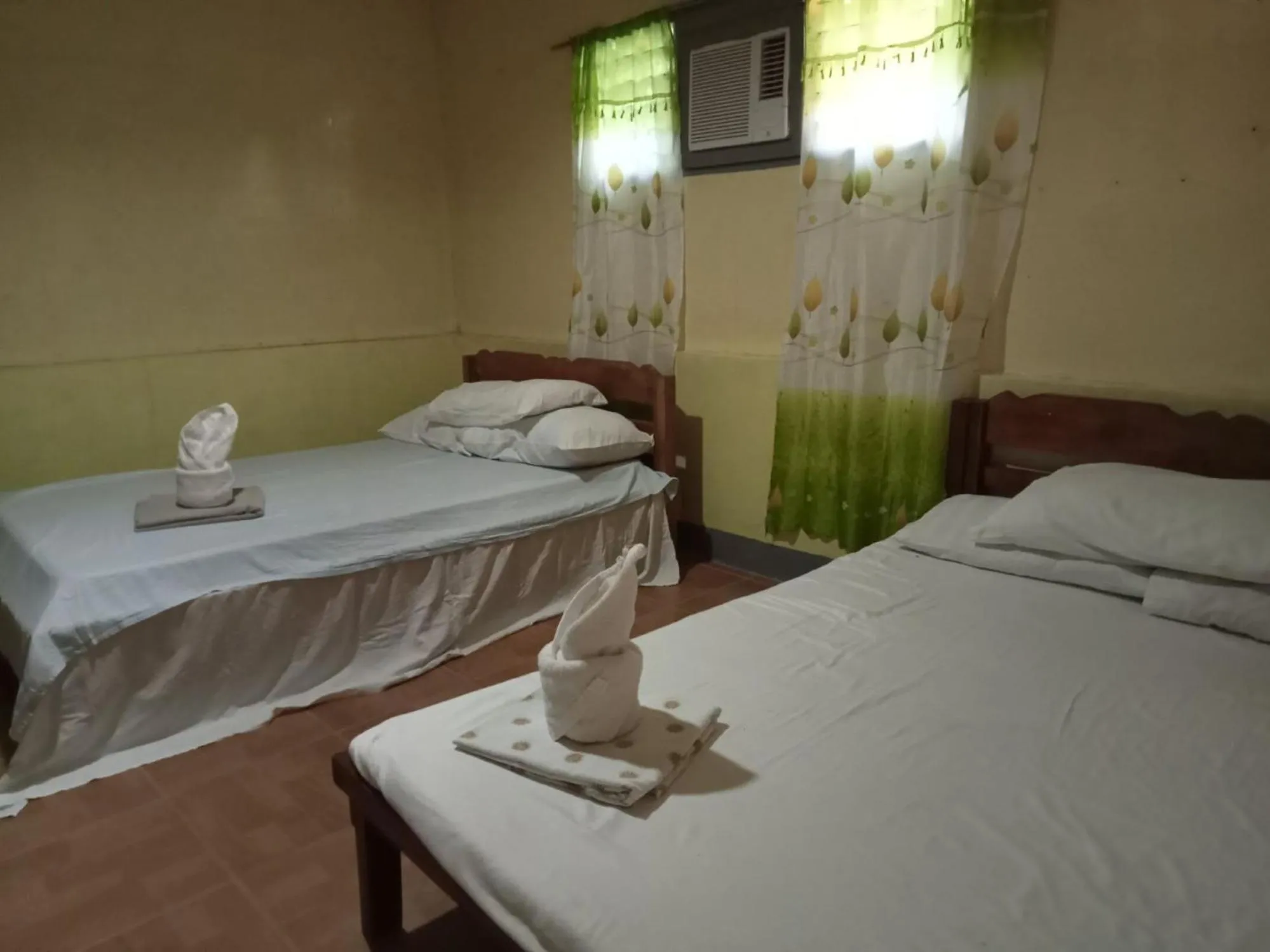 Basio's Place Tourist Inn by RedDoorz