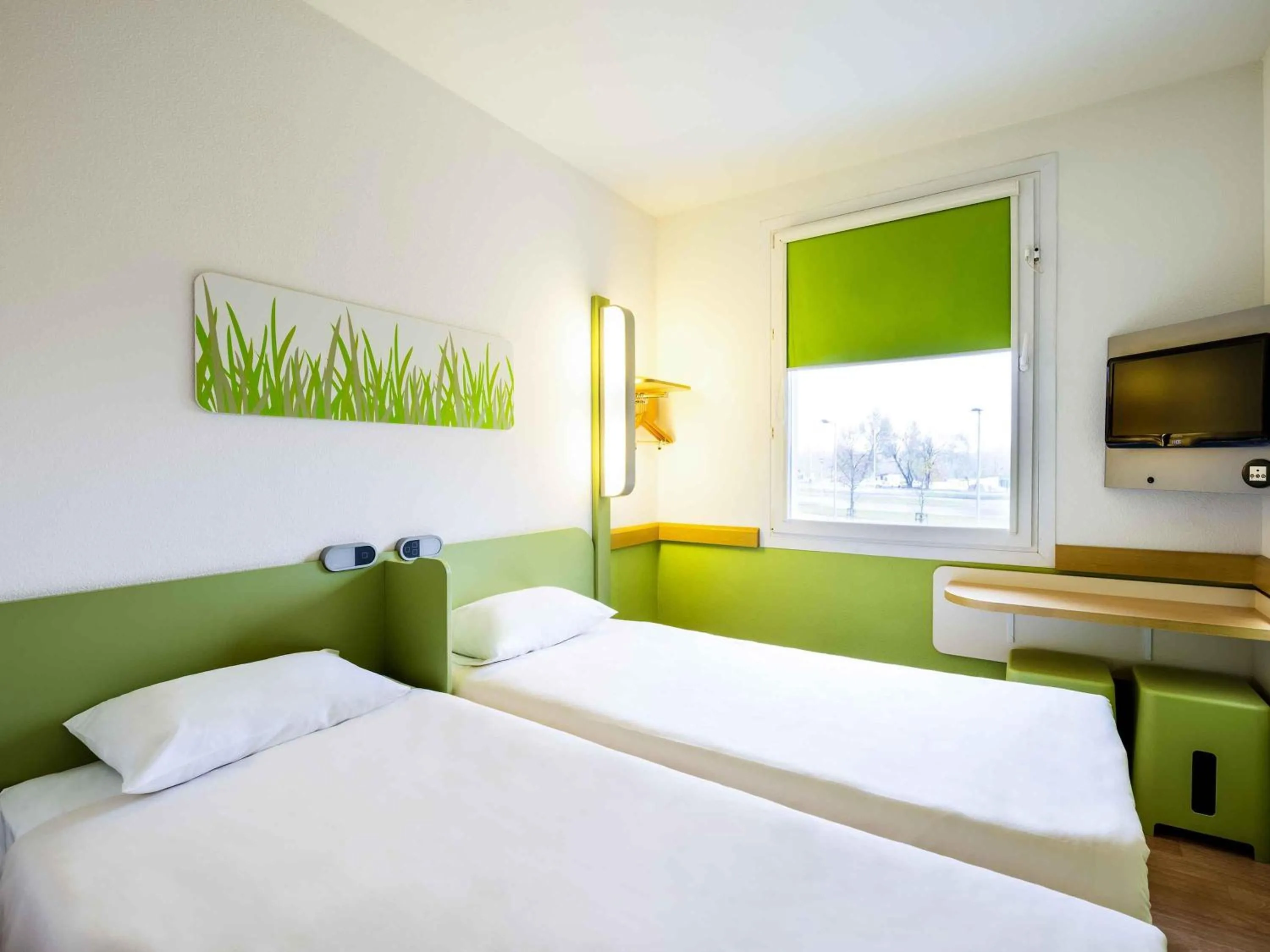 Bedroom, Bed in ibis budget Warszawa Centrum