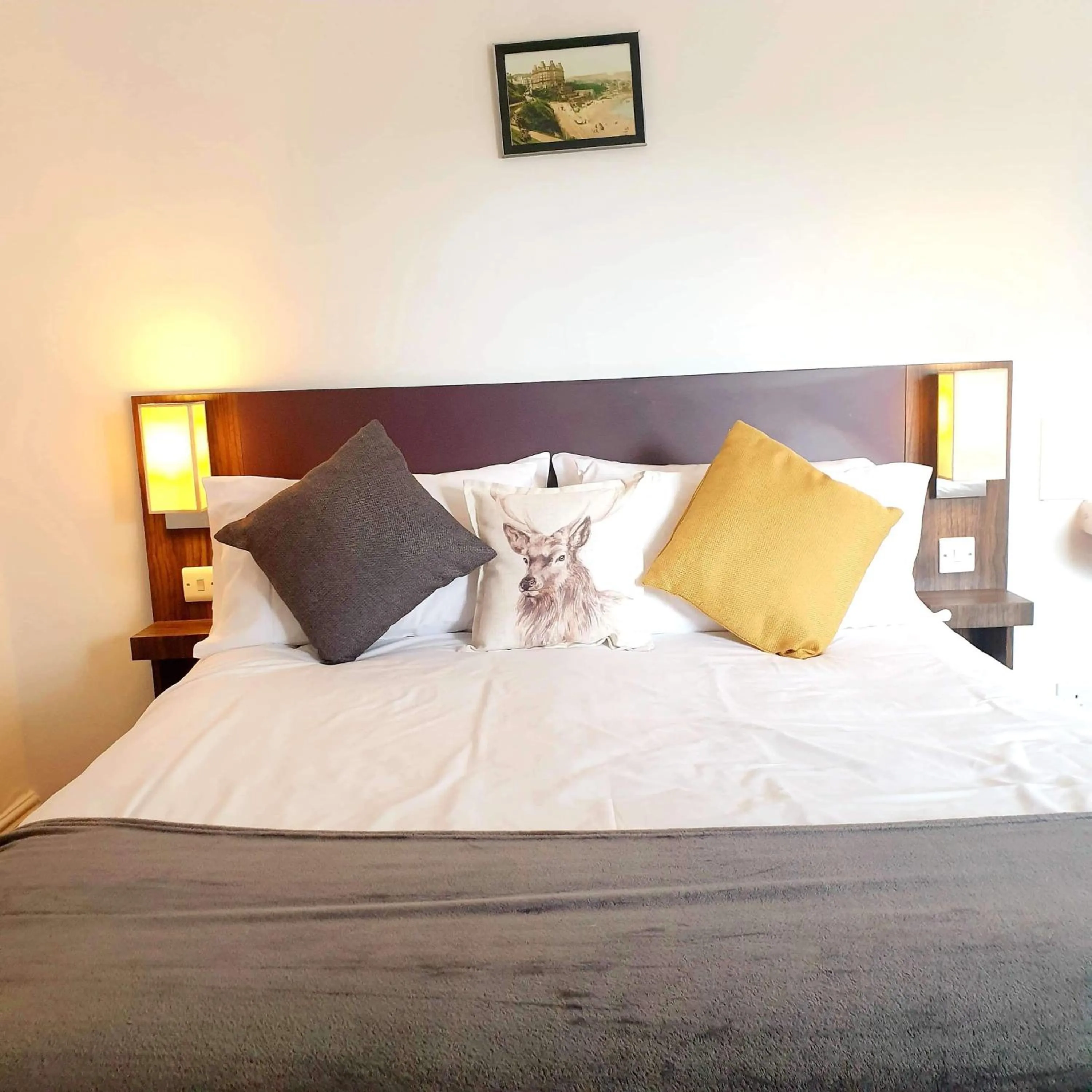 Bedroom, Bed in Poacher's Barn