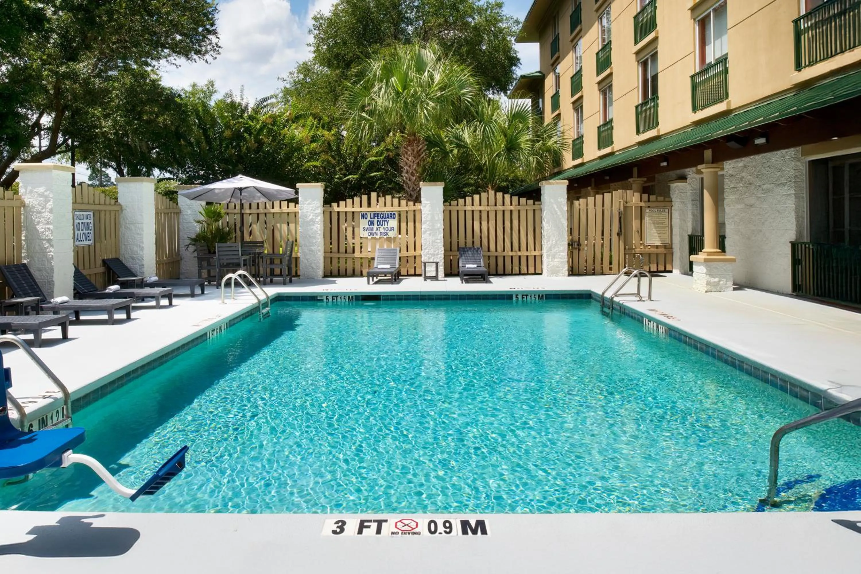 Holiday Inn Express Hotel & Suites Bluffton at Hilton Head Area by IHG