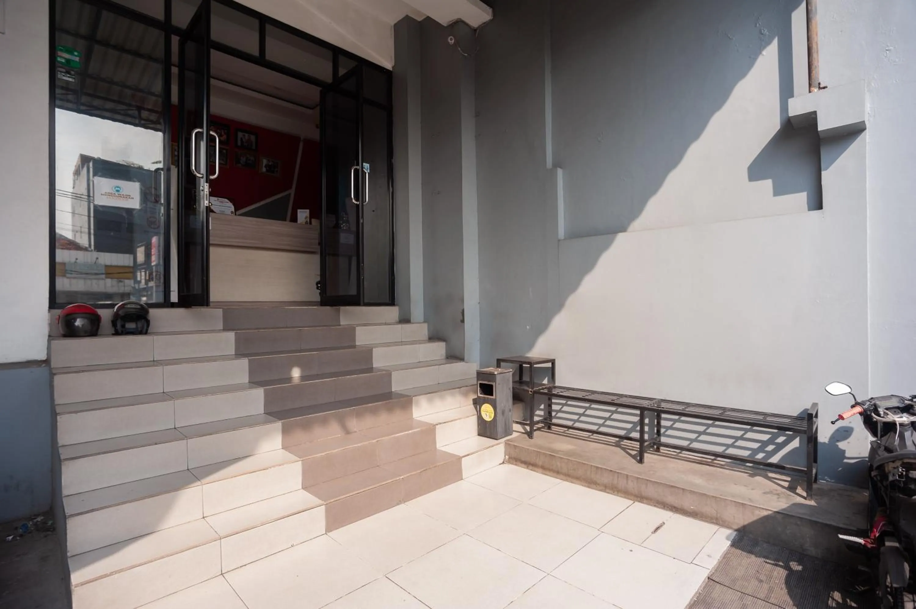 Property building in RedDoorz near Binus Anggrek 2