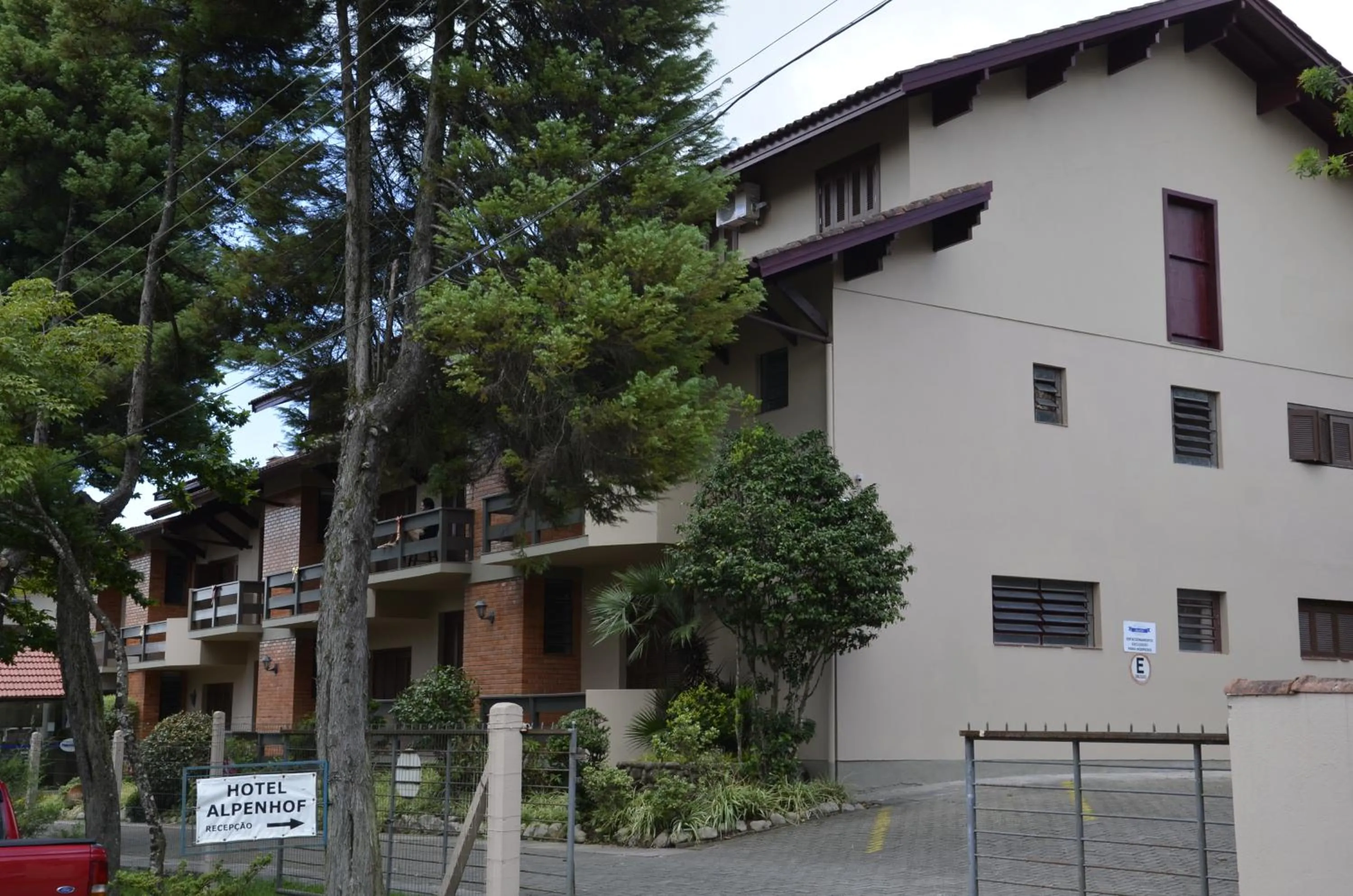 Property building in Hotel Alpen Hof
