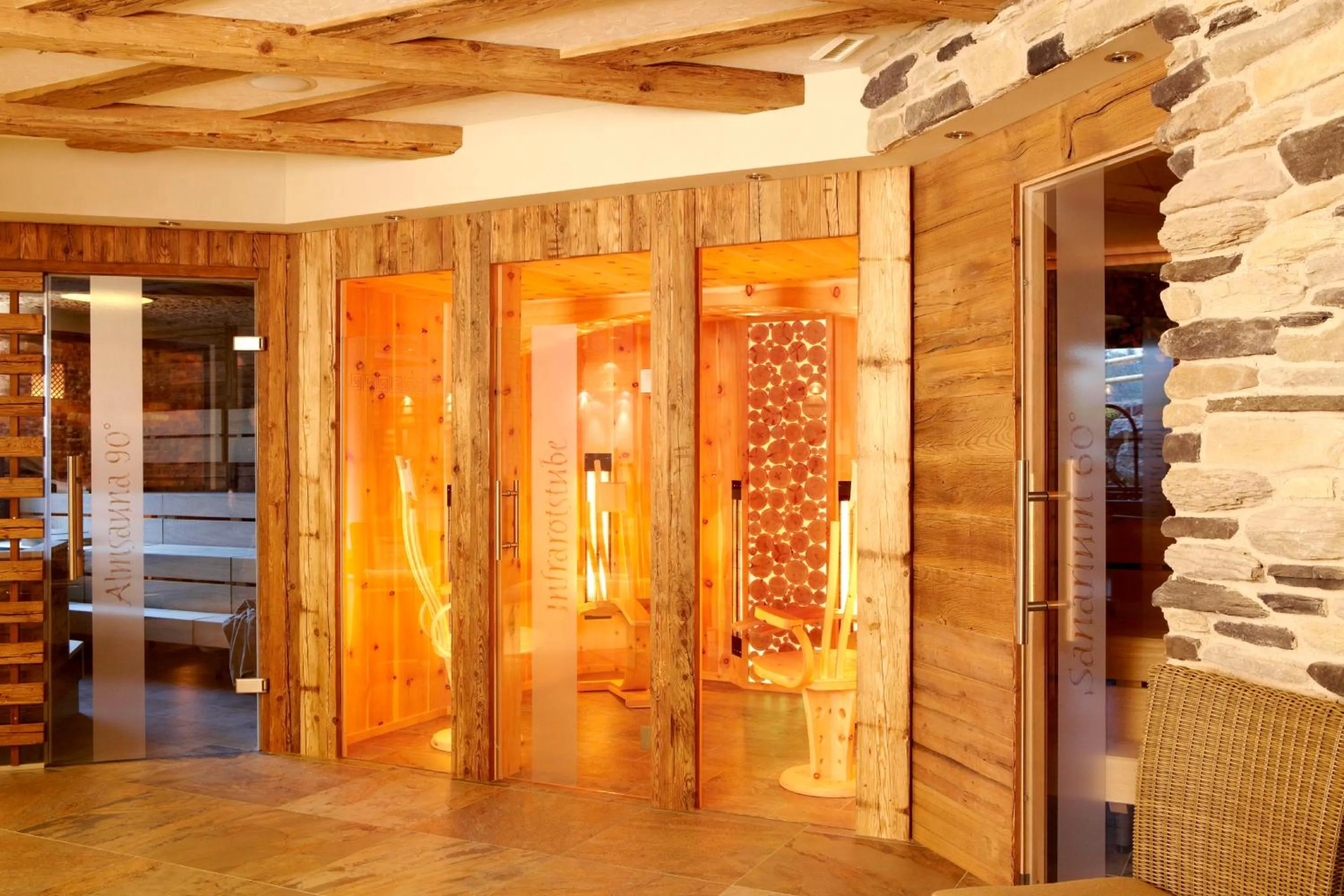 Spa and wellness centre/facilities in Hotel Bergblick 5 Sterne