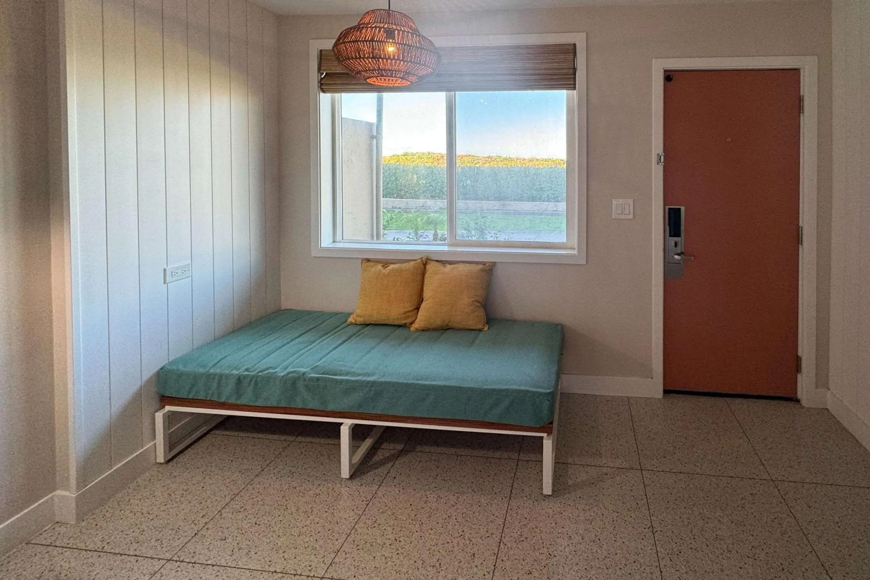 Bedroom, Bed in Kohea Kai Hotel Maui