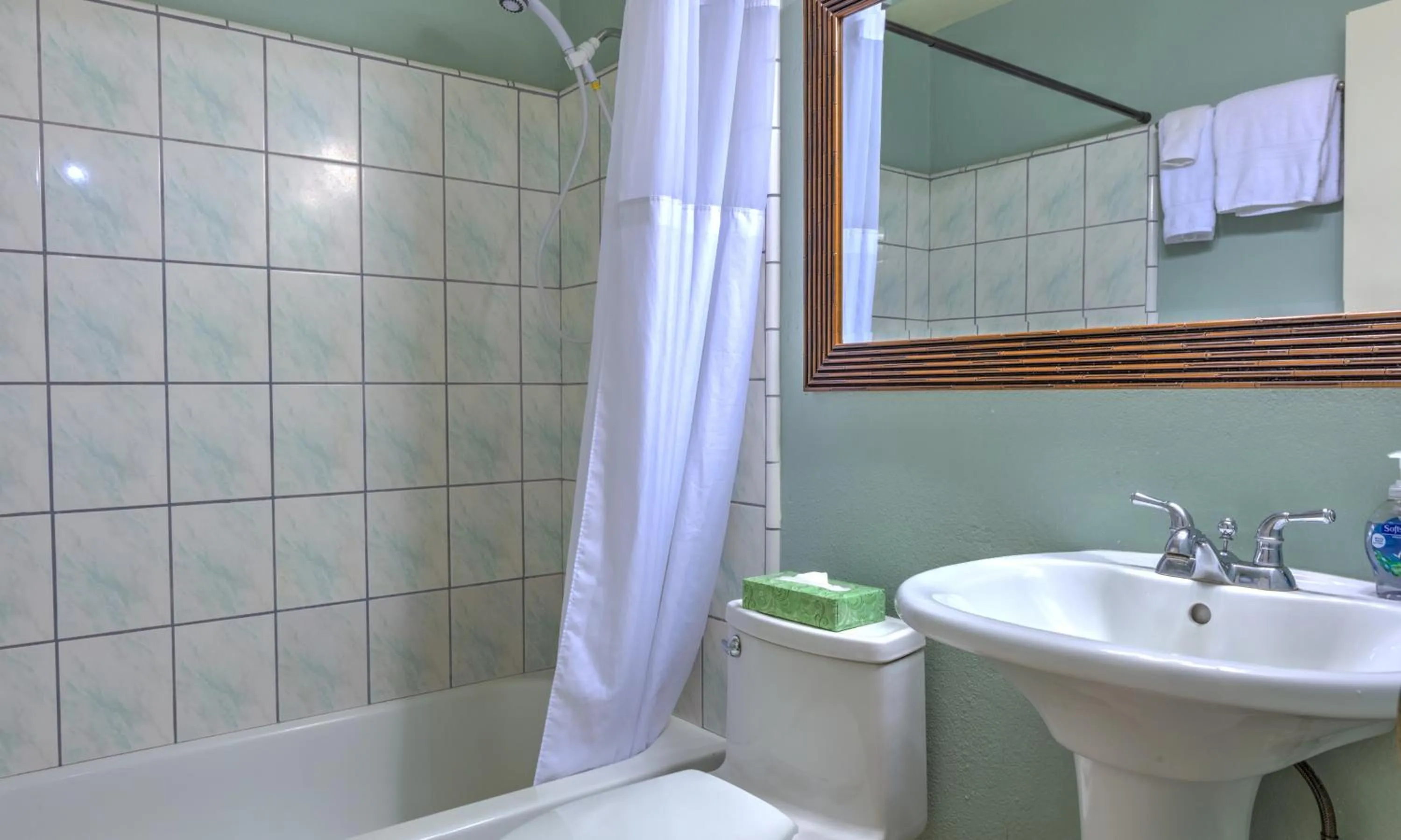 Bathroom in Kohea Kai Hotel Maui