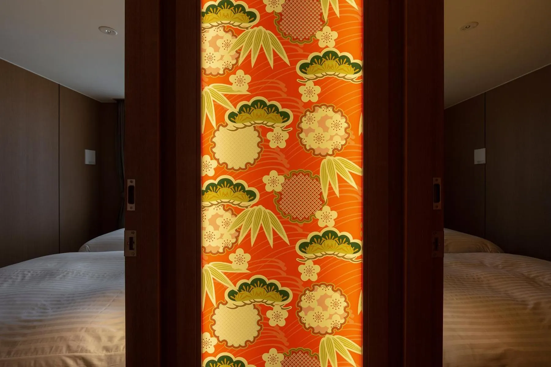 Decorative detail, Bed in MATERIAL Fuchomae