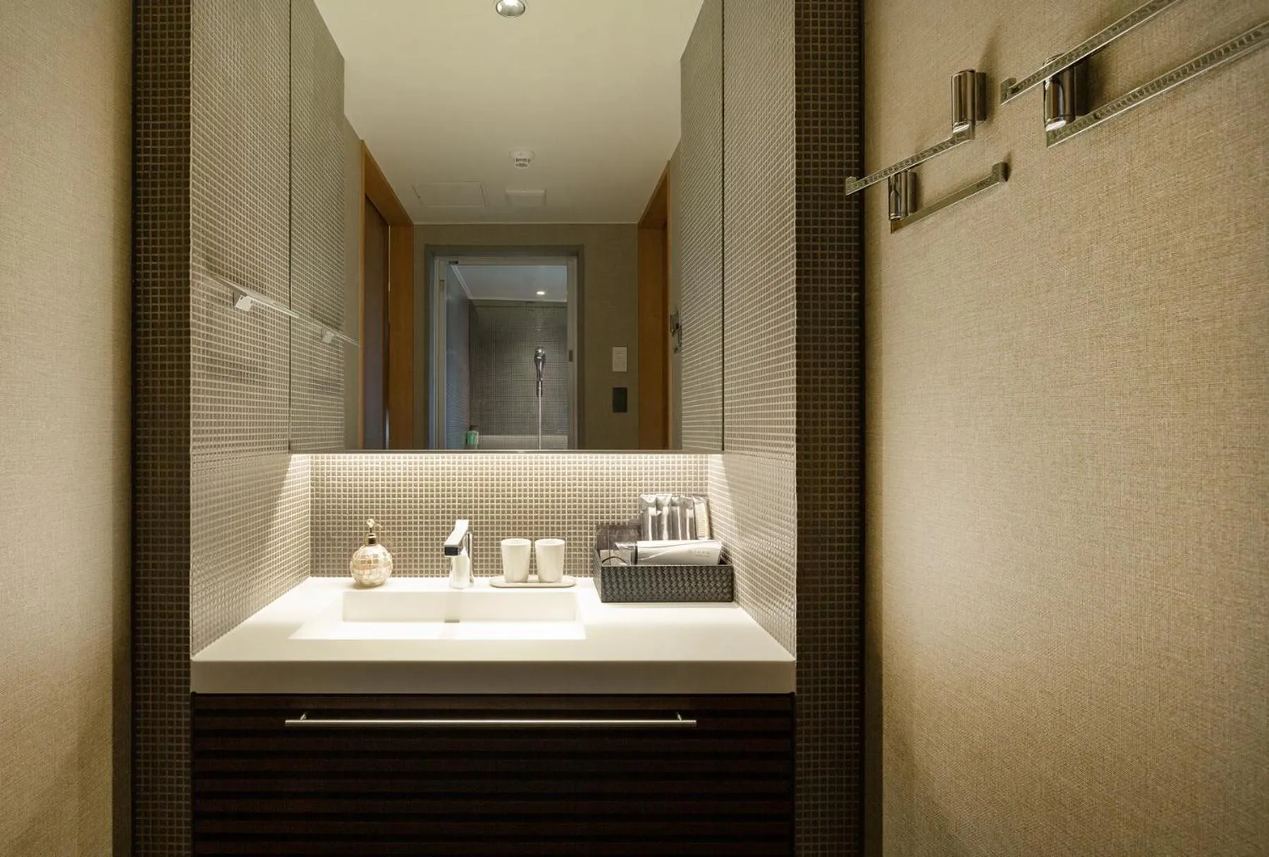 Bathroom in MATERIAL Fuchomae