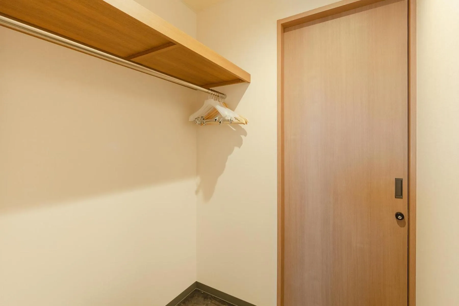 storage in MATERIAL Fuchomae