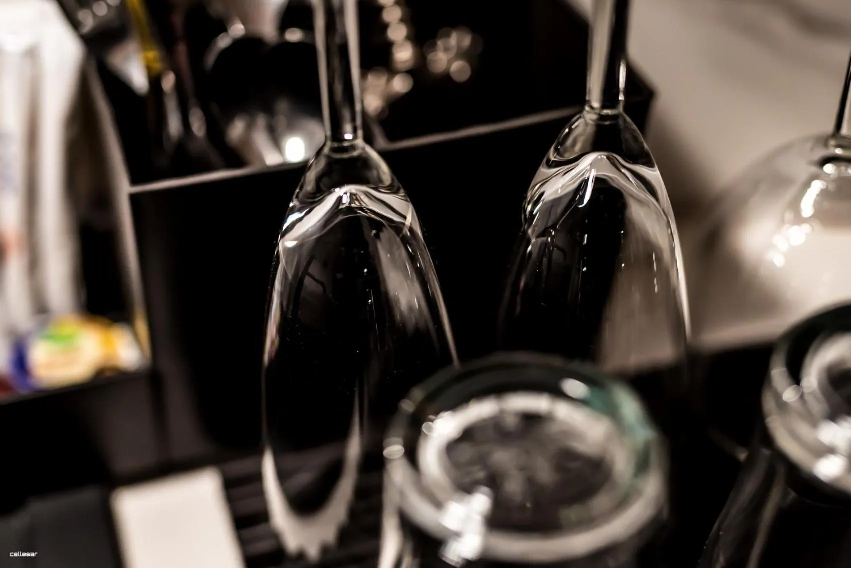 Decorative detail in Welldone Quality - Crystal pool