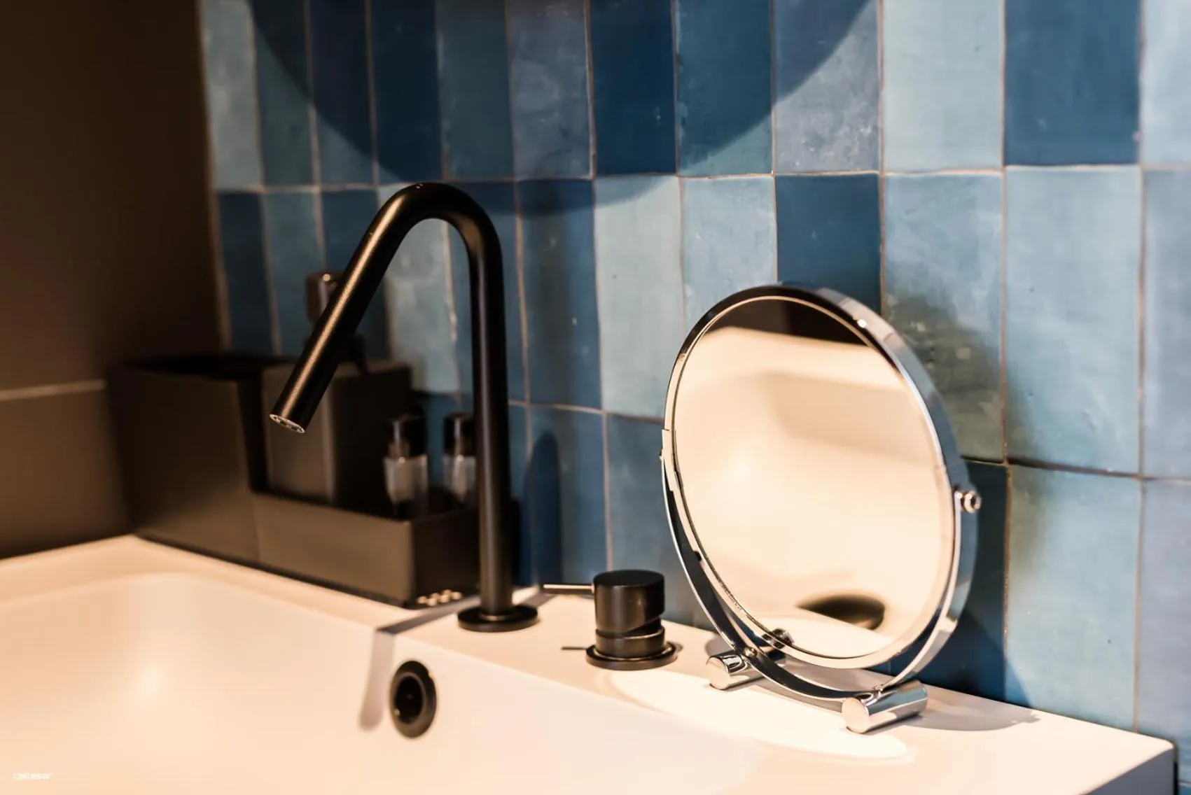 Bathroom in Welldone Quality - Crystal pool