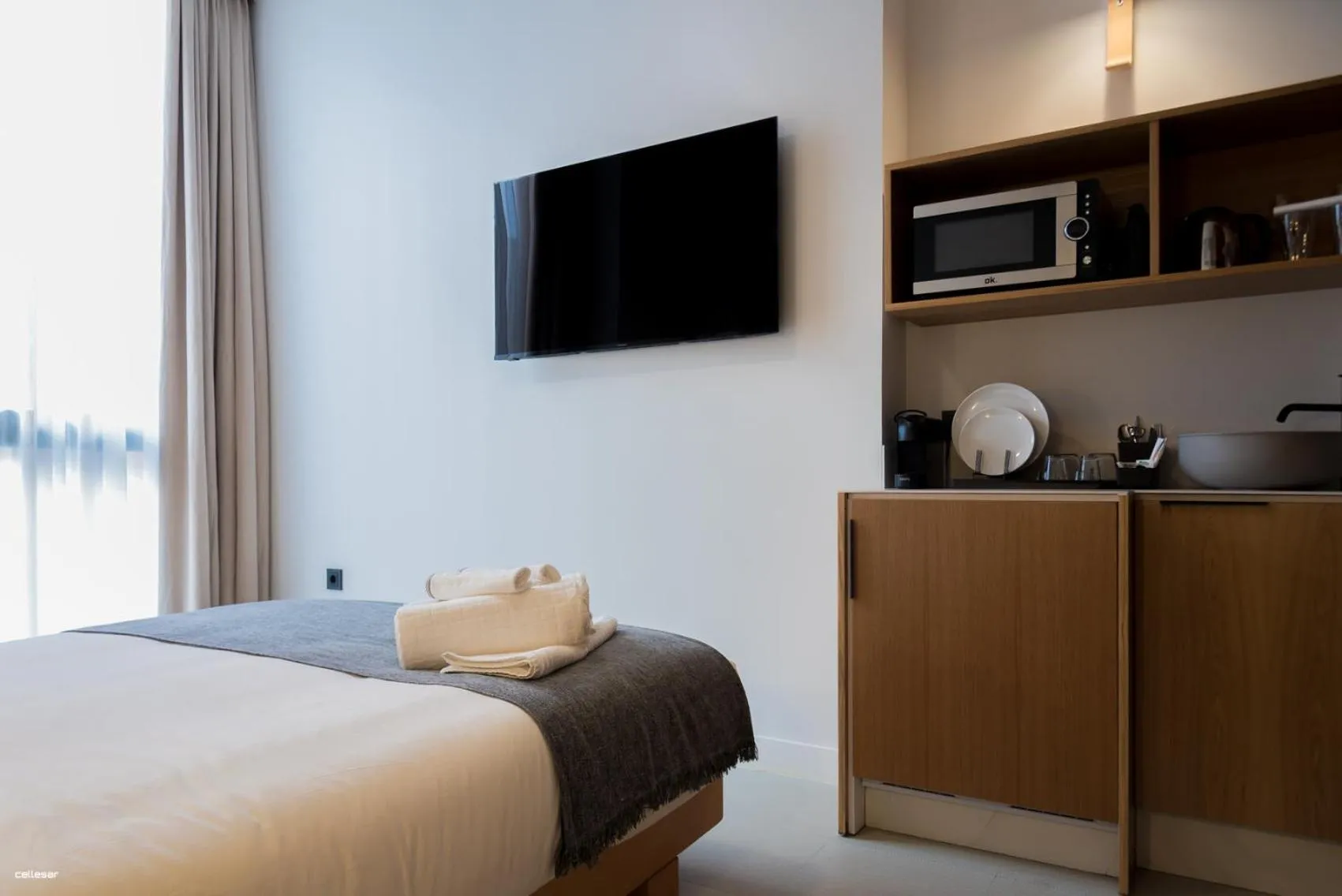 TV and multimedia, Bed in Welldone Quality - Crystal pool