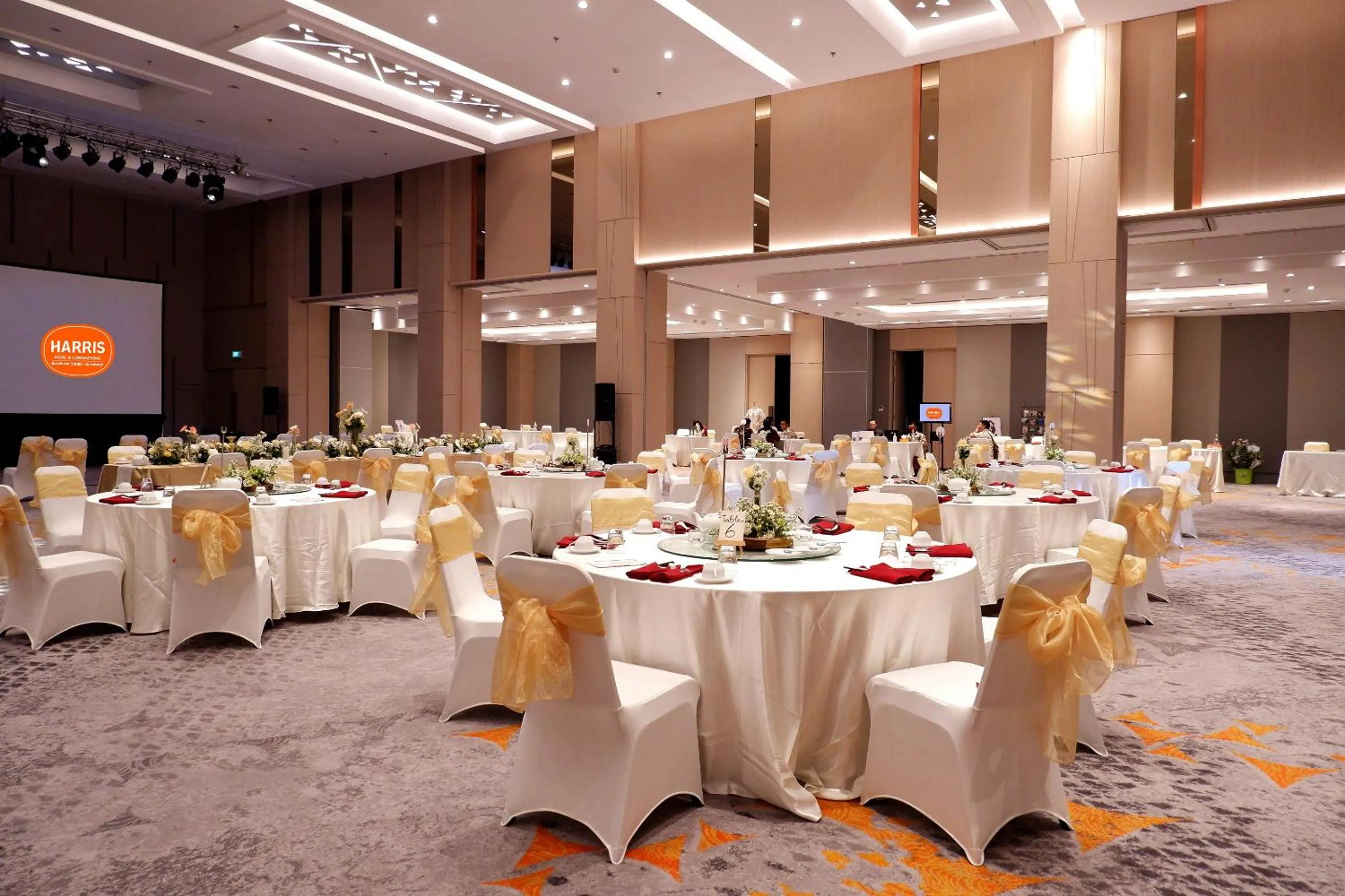 Banquet/Function facilities in HARRIS Hotel & Conventions Bundaran Satelit Surabaya