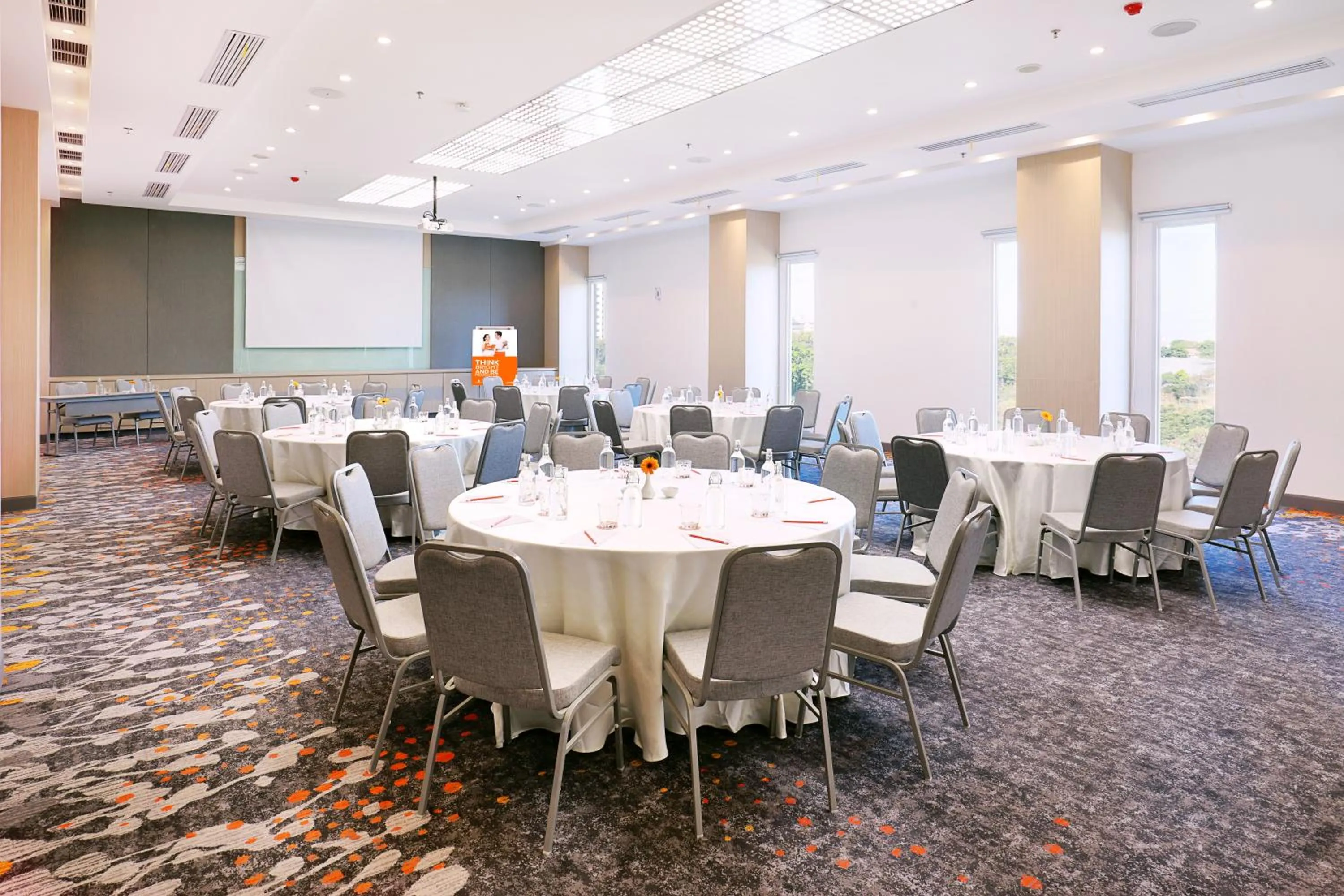 Banquet/Function facilities in HARRIS Hotel & Conventions Bundaran Satelit Surabaya