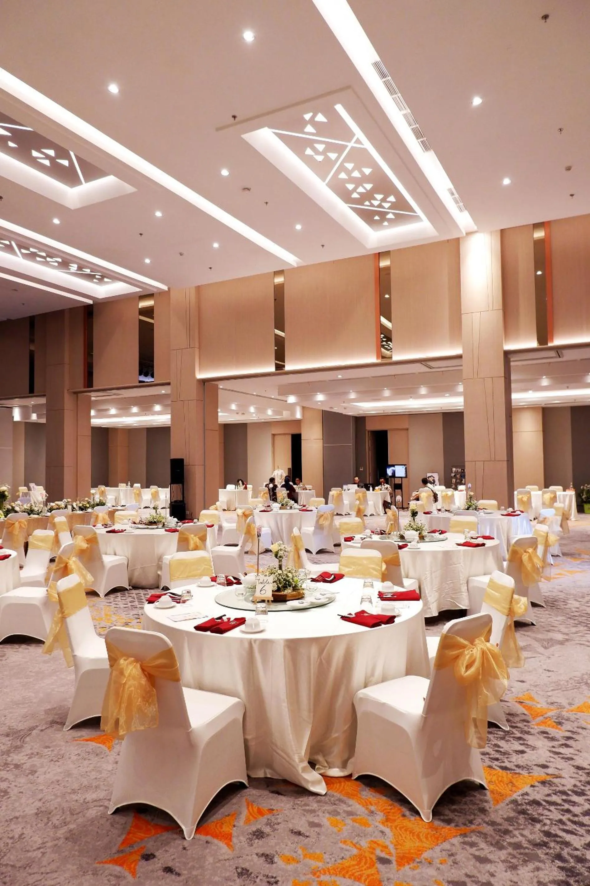 Banquet/Function facilities in HARRIS Hotel & Conventions Bundaran Satelit Surabaya