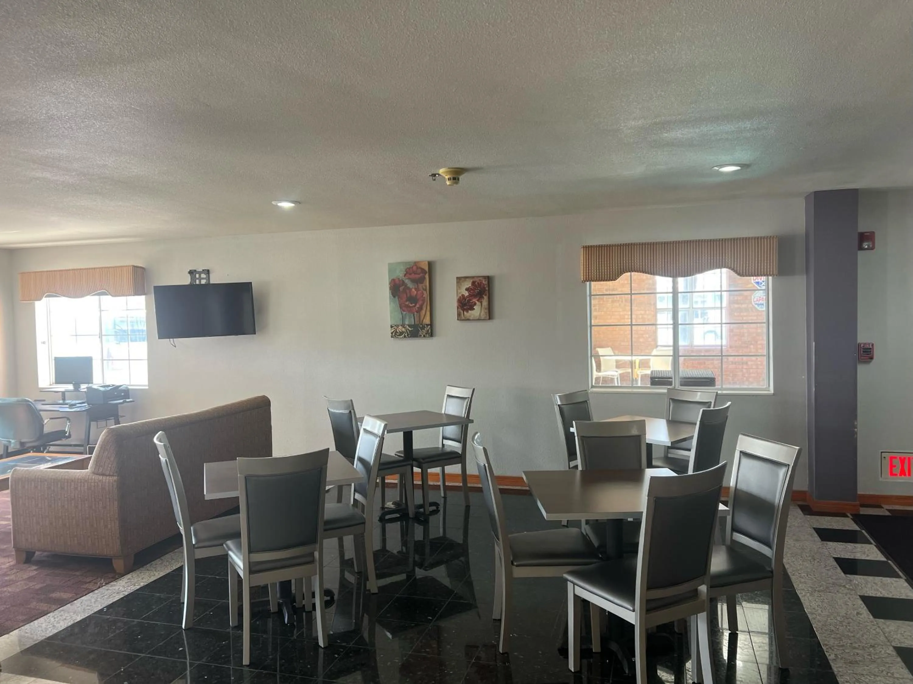 Lobby or reception in Microtel Inn & Suites by Wyndham Amarillo