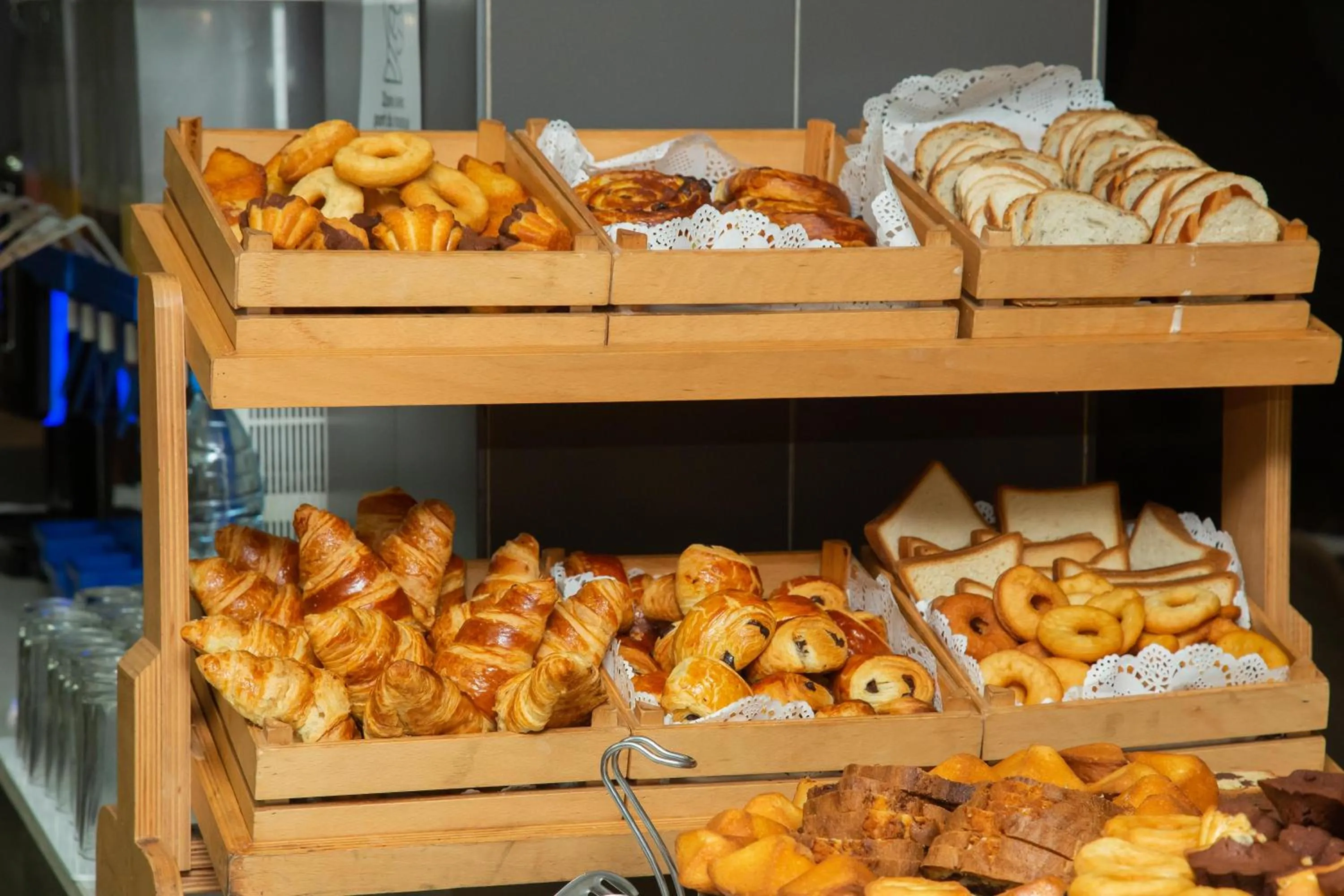 Restaurant/places to eat in Le Ndiambour Hôtel et Résidence