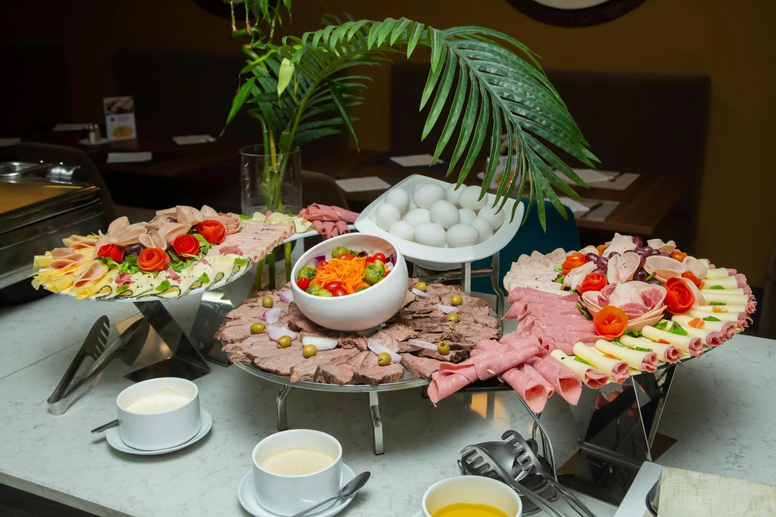 Restaurant/places to eat in Le Ndiambour Hôtel et Résidence