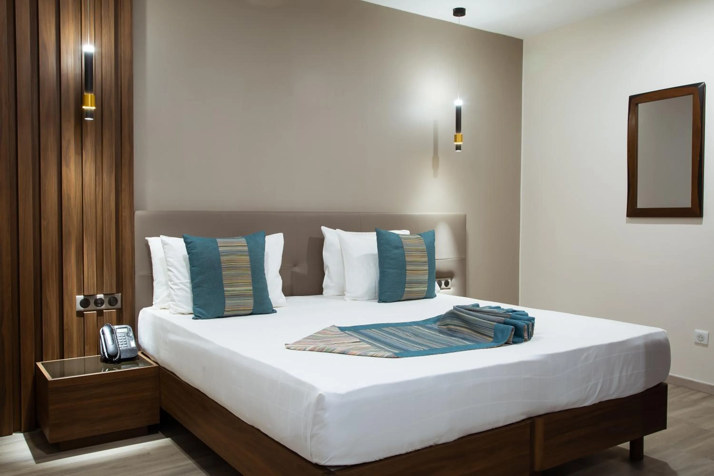 Photo of the whole room, Bed in Le Ndiambour Hôtel et Résidence