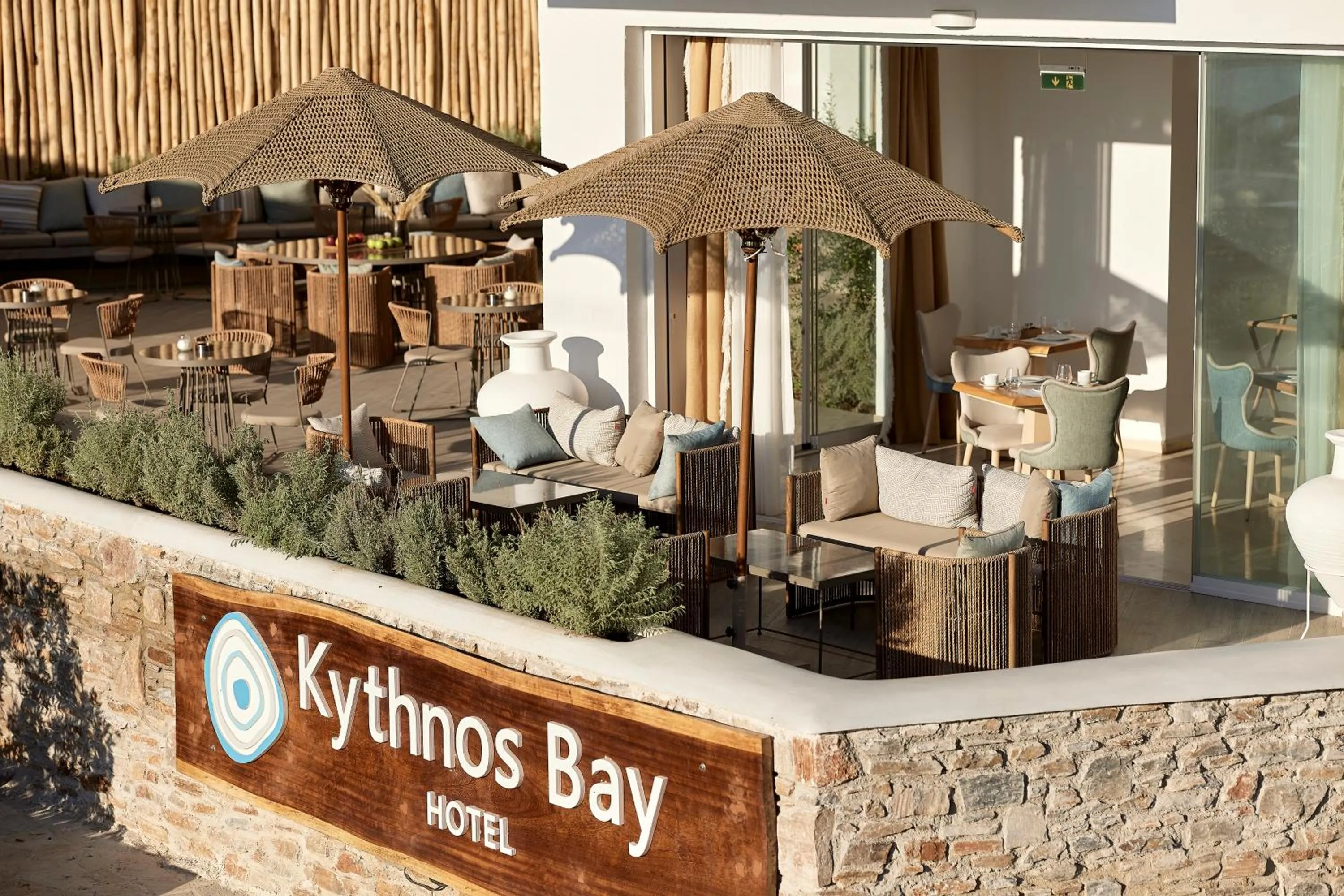 Property building in Kythnos Bay Hotel